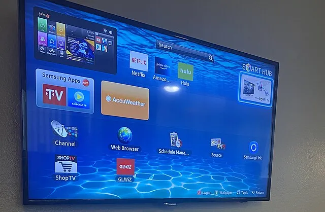 Dancingpolishcow on Wikicommons