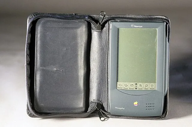 National Museum of American History on wikimedia