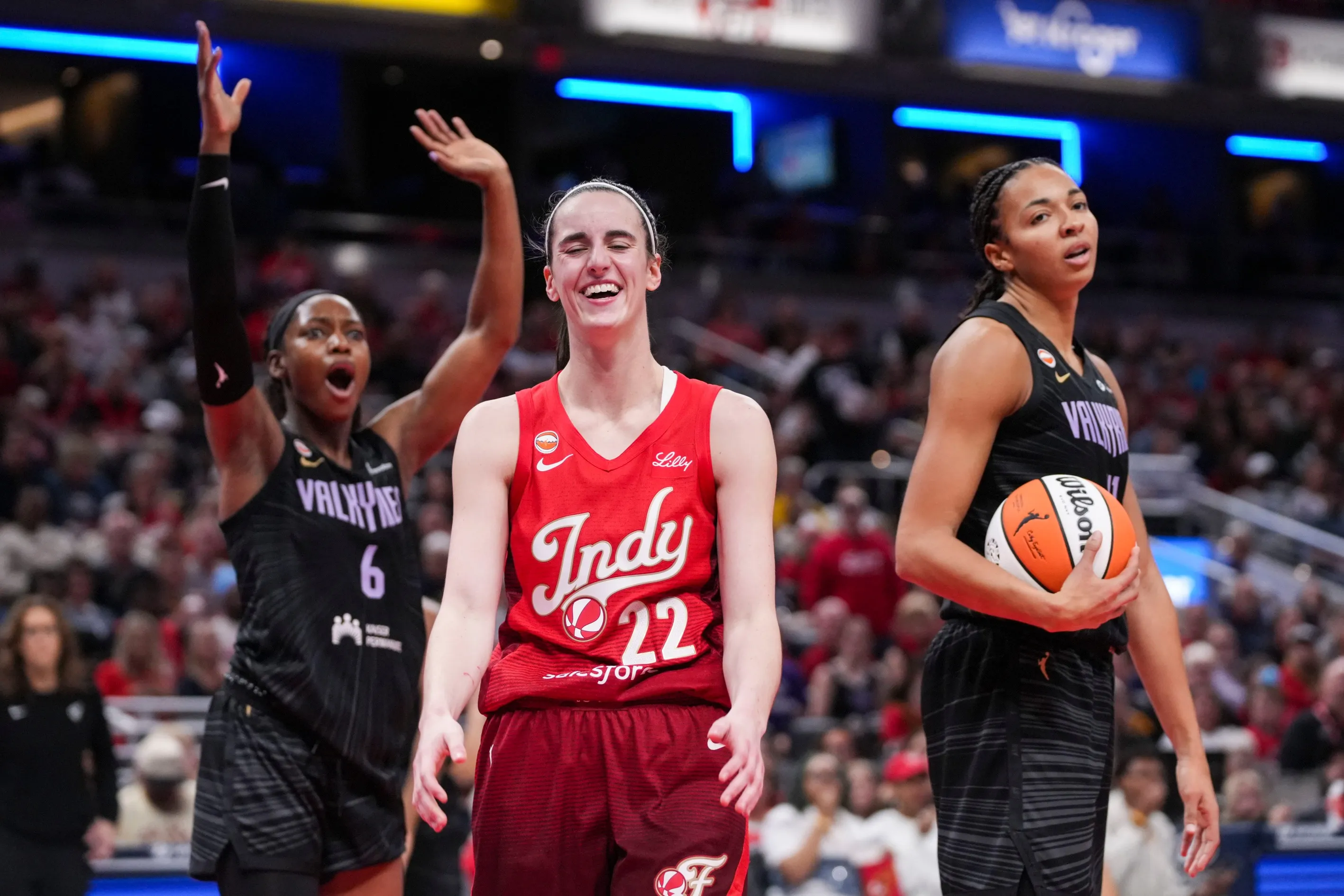 Caitlin Clark Addresses Back Issue as Fever Star Returns vs Valkyries