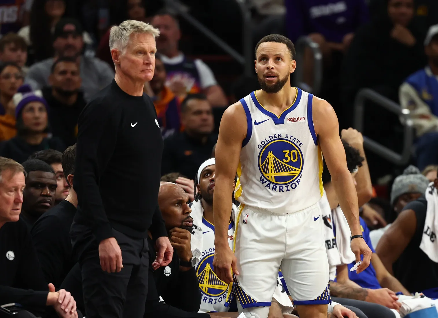 Warriors’ Season Unravels Further as Curry Return Faces Delay Concerns