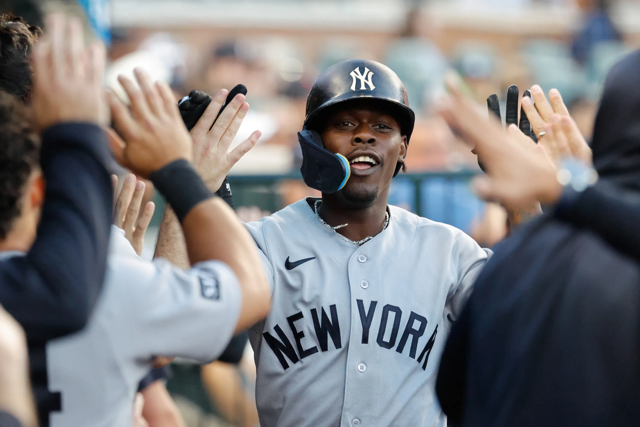 Jazz Chisholm’s Clutch Homer Turns Yankees’ Lollipop Saga Into Clubhouse Fun