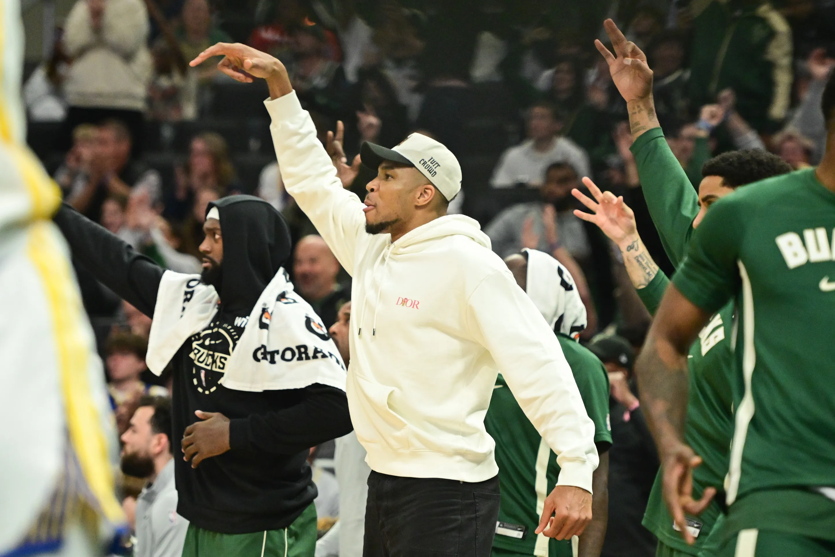 Bucks Win Without Giannis as Ryan Rollins Leads Balanced Attack Over Warriors