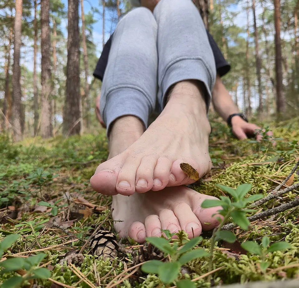 Barefootboy2005 on Wikicommons