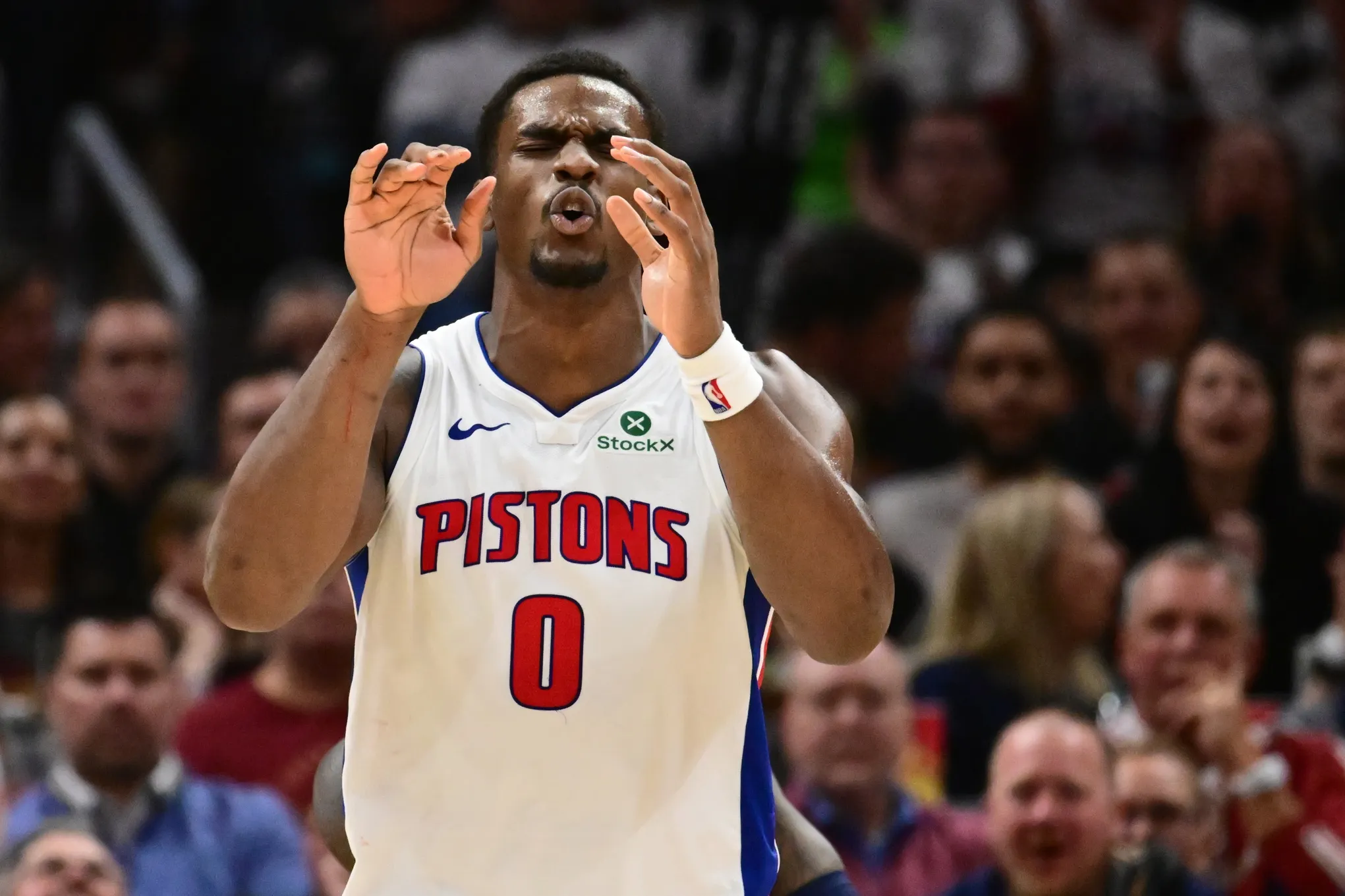 Jalen Duren Injury Scare Adds Tension to Pistons’ Crucial Game 6 Victory