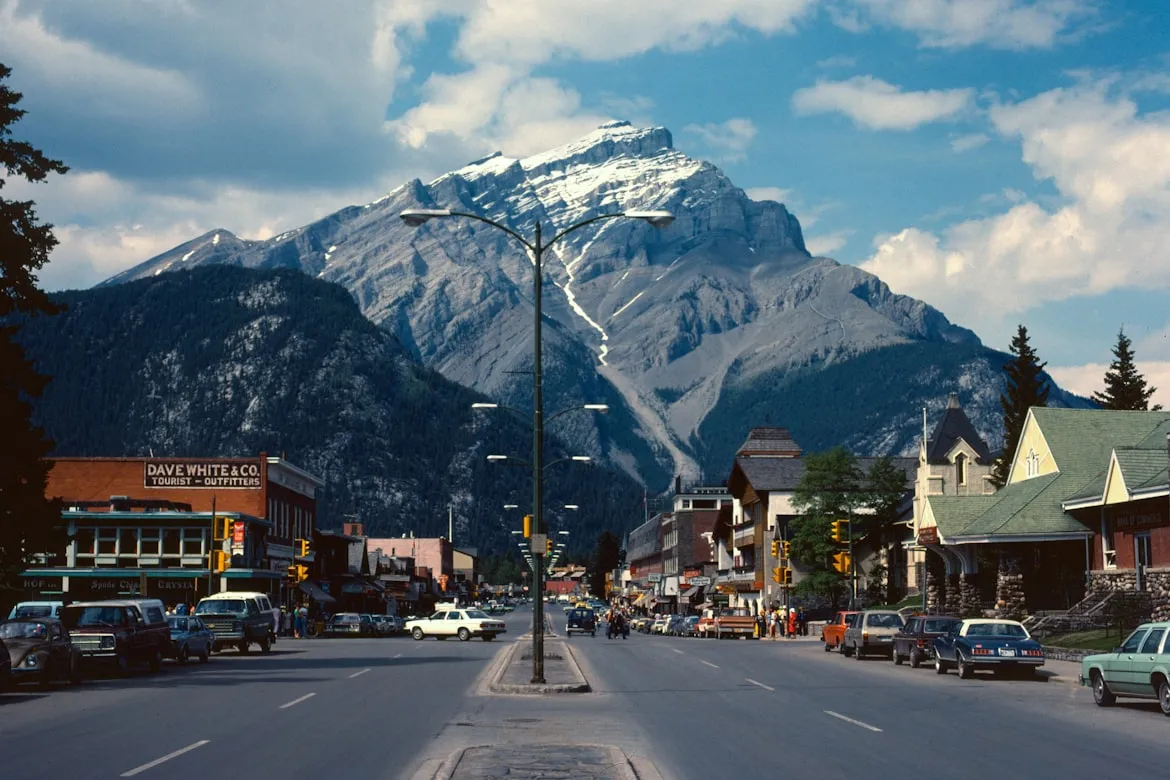 14 Things Every Small Town Had in the 1960s That Disappeared