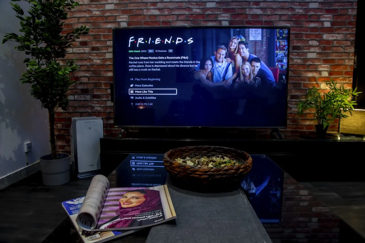 18 TV Shows With Plots That Make No Sense Today
