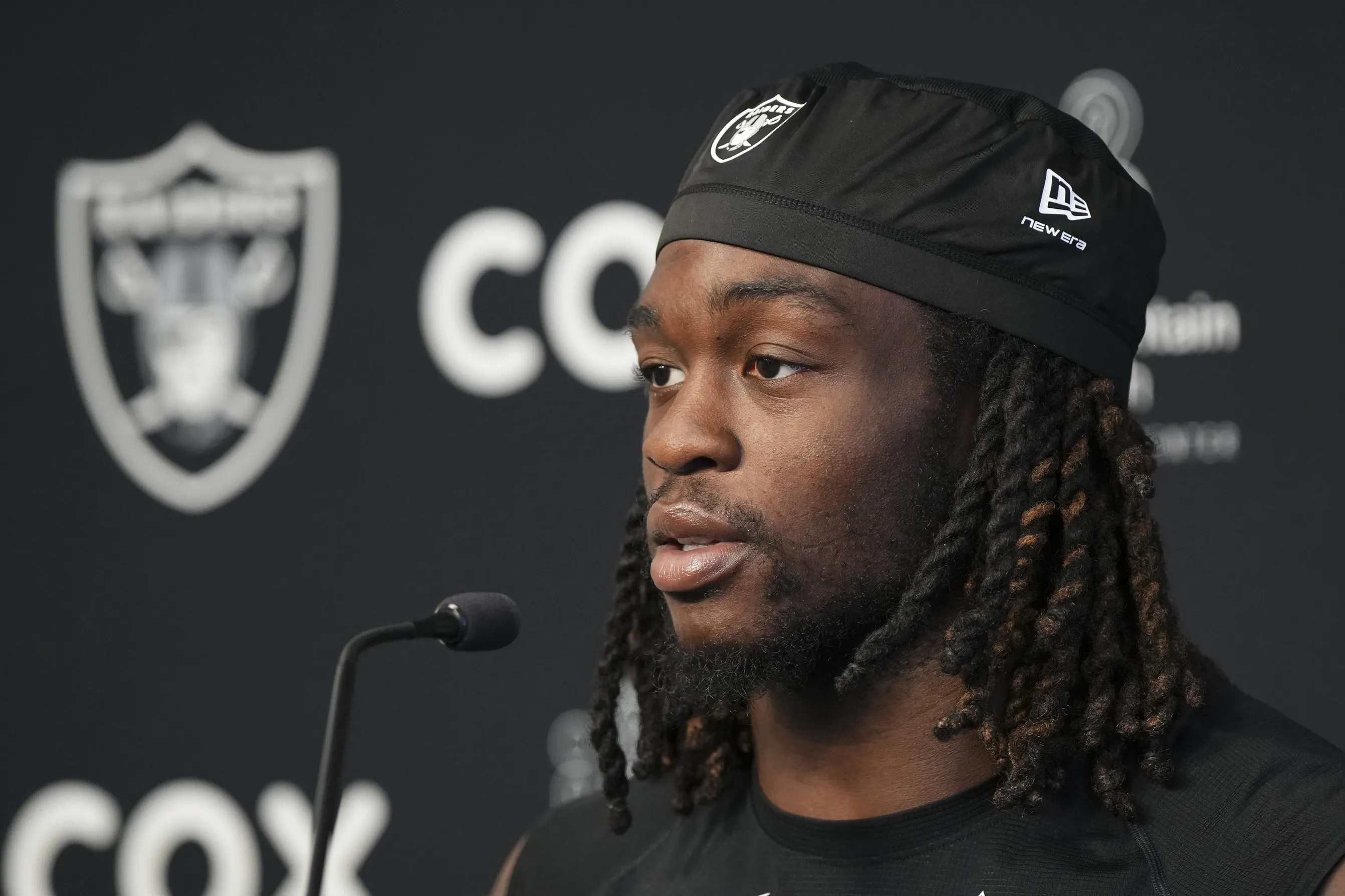 Ashton Jeanty Praises Rookie QB Fernando Mendoza as Raiders Eye Reset in 2026