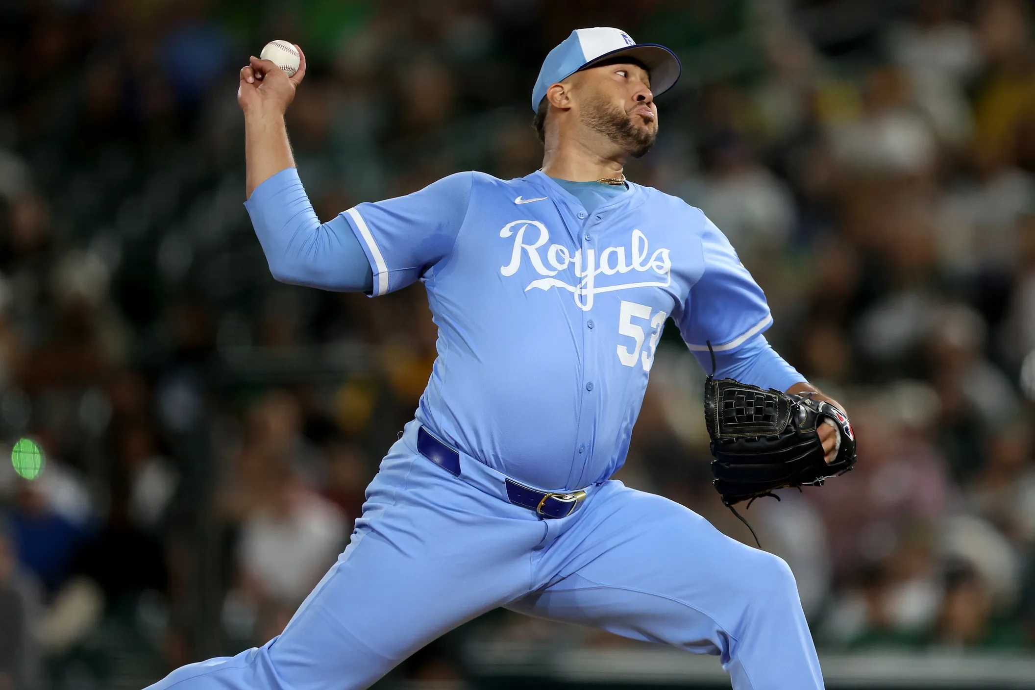 Royals Closer Carlos Estévez Nears Rehab Assignment as Return from Injury Progresses