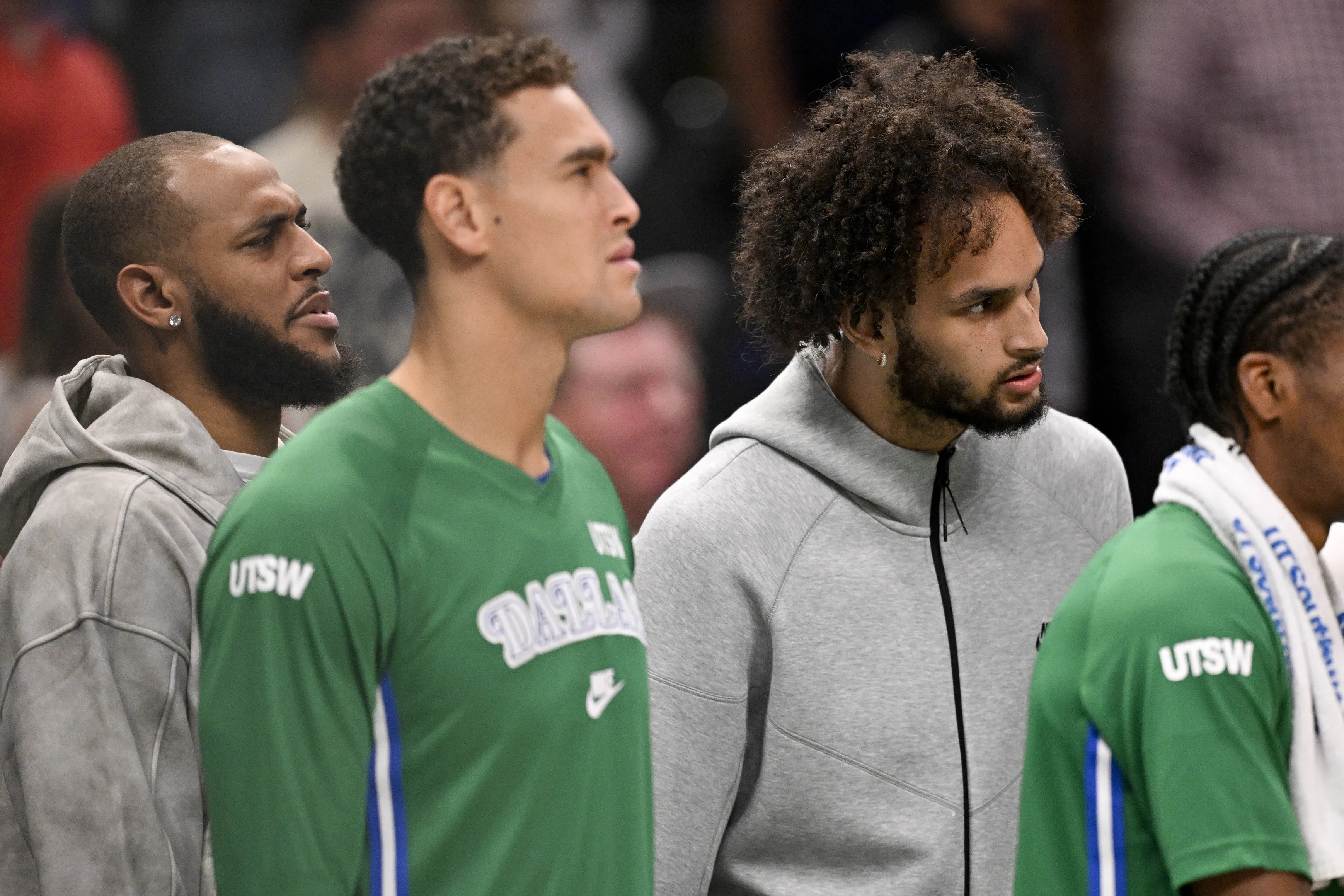 Daniel Gafford Set to Make Season Debut as Mavericks Face Pistons in Mexico City