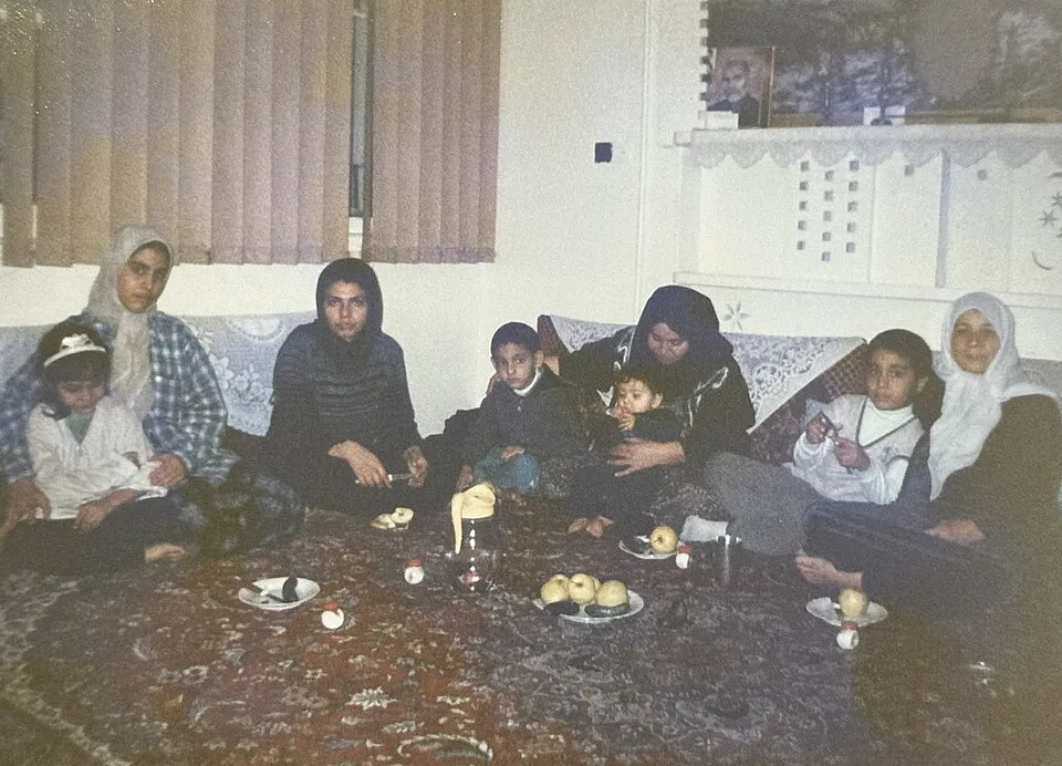 14 Things Every Family Used Every Day in the 1960s That Are Gone Today