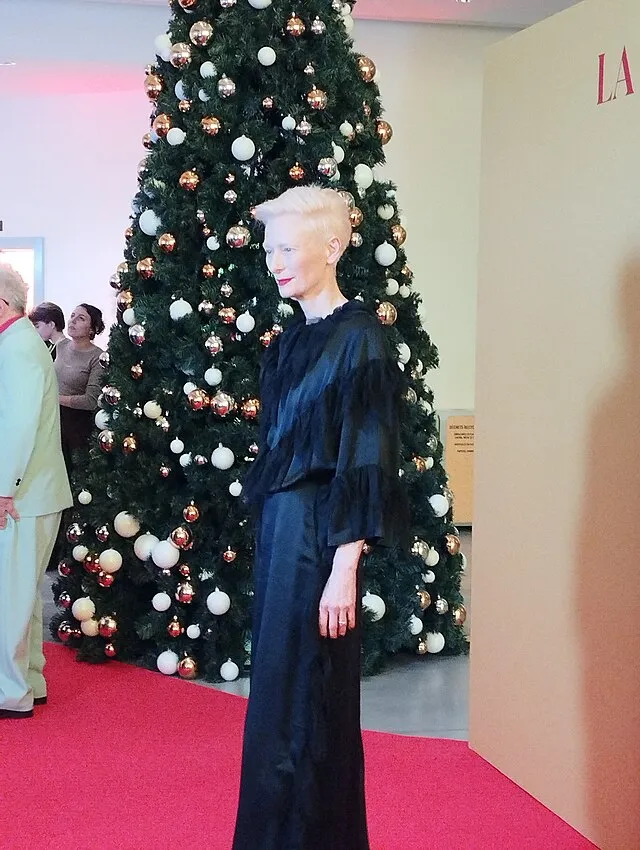 ManoSolo13241324 on wikimedia