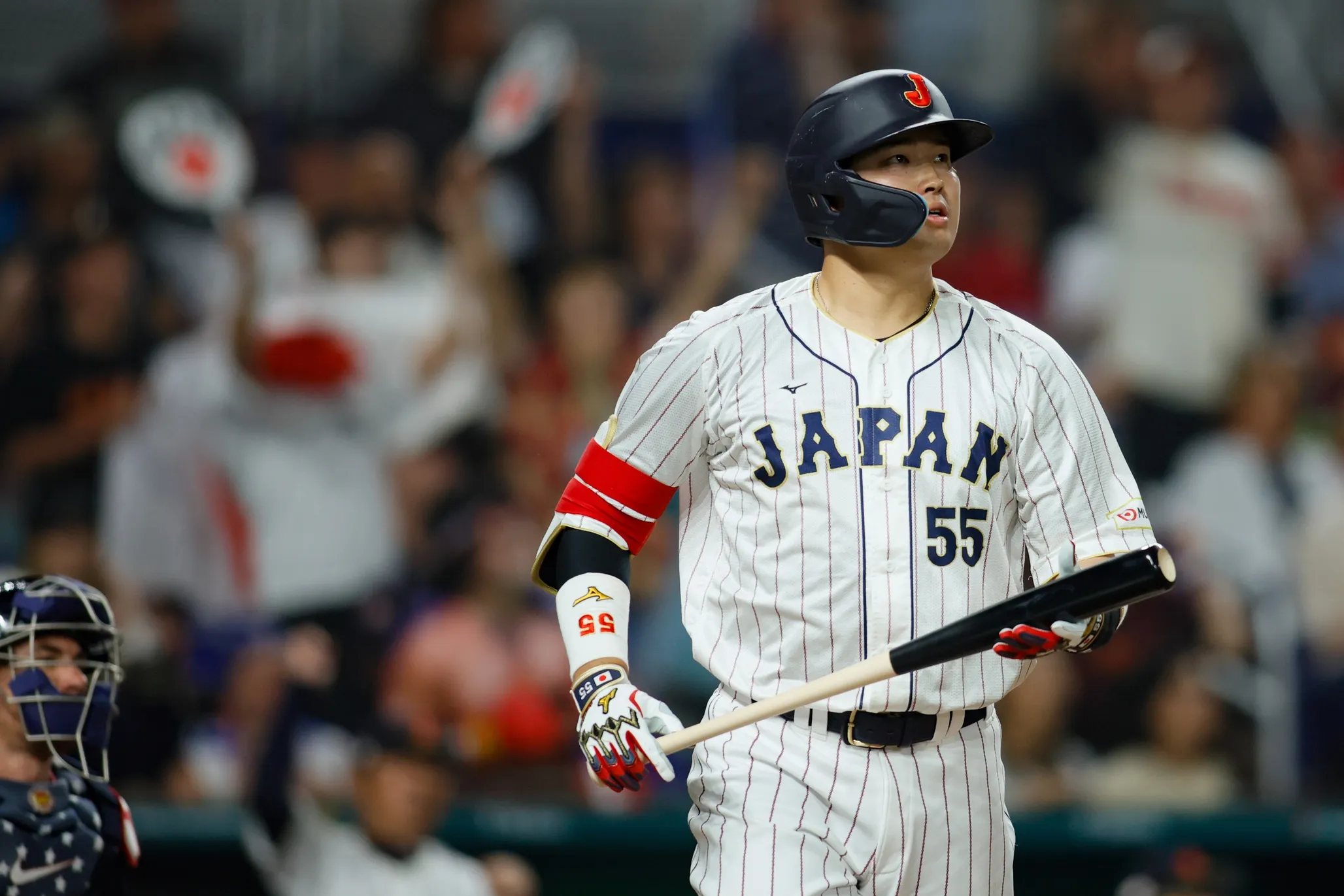 Mariners Eye Munetaka Murakami to Boost Postseason Push
