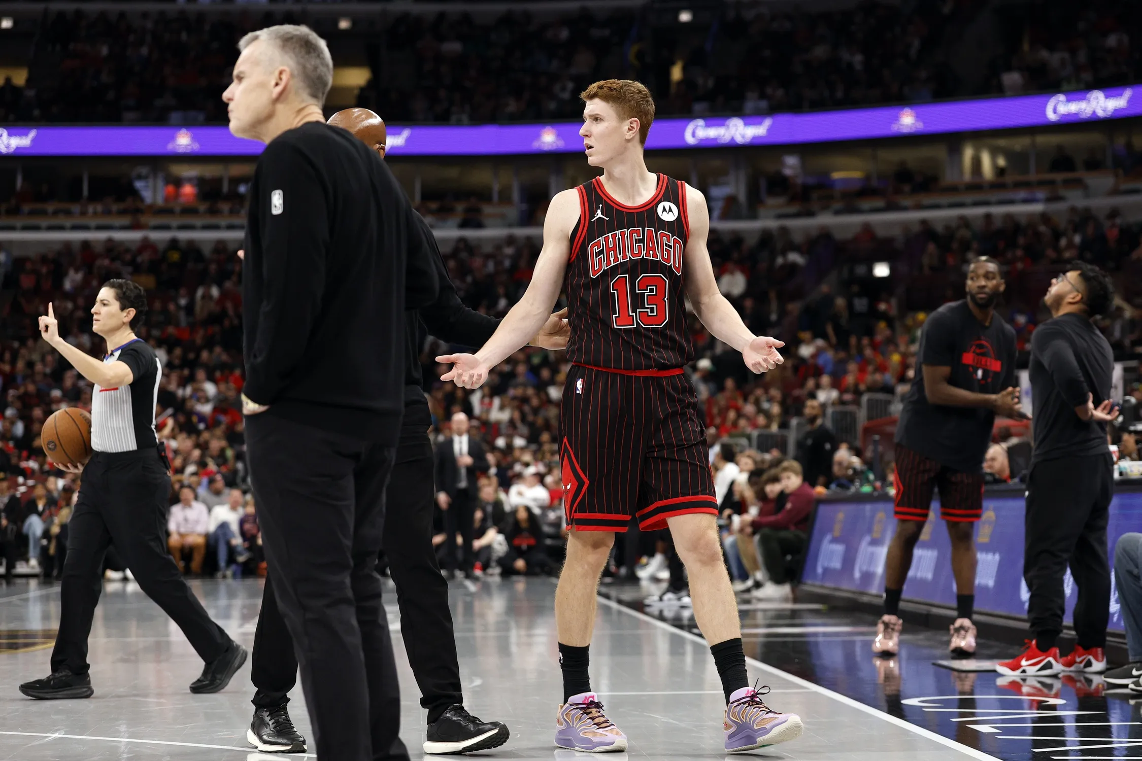 Injury-Depleted Bulls Drop Fourth Straight in Collapse Against Magic