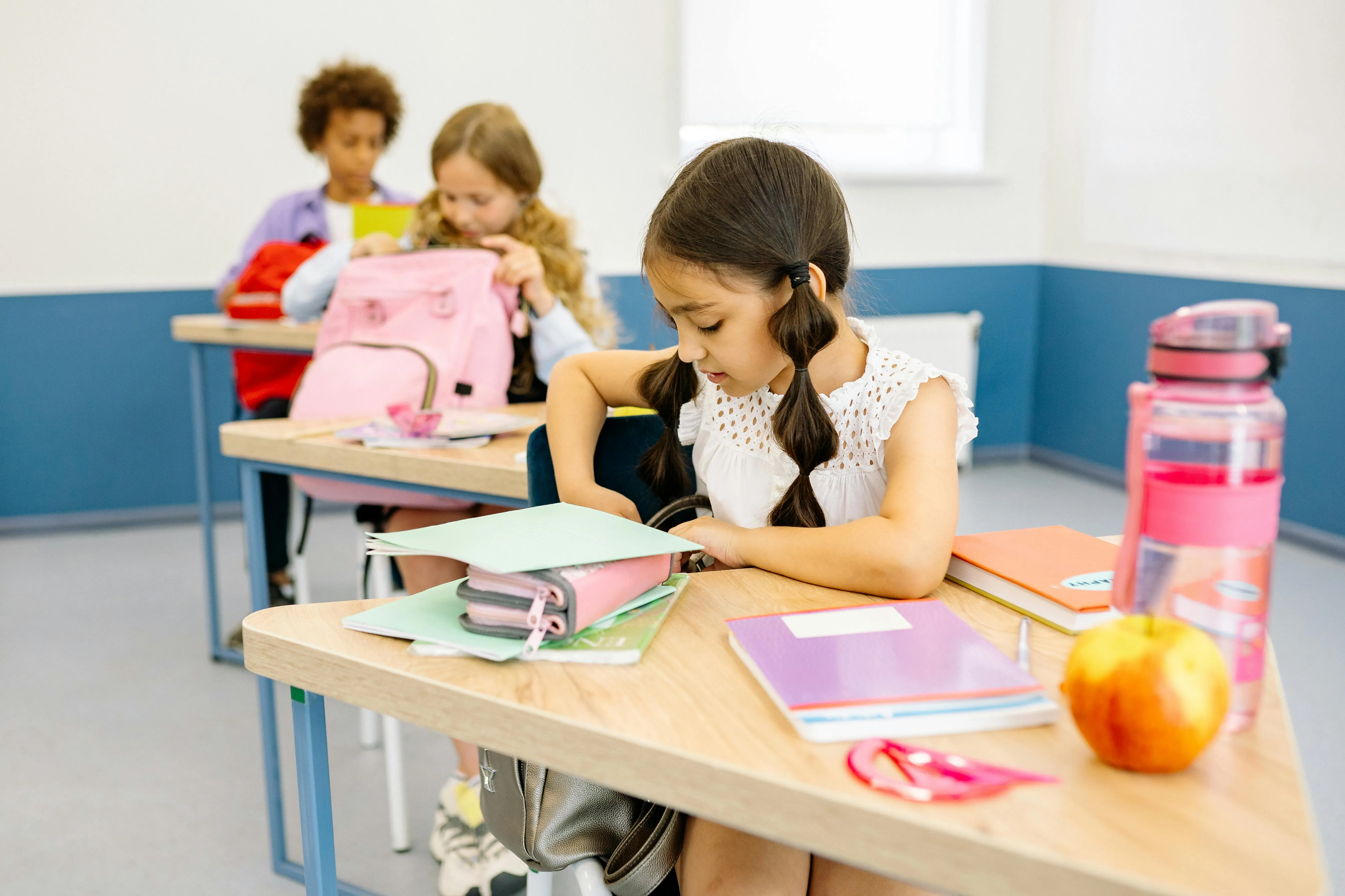 14 Awkward Icebreakers That Started Every New School Year