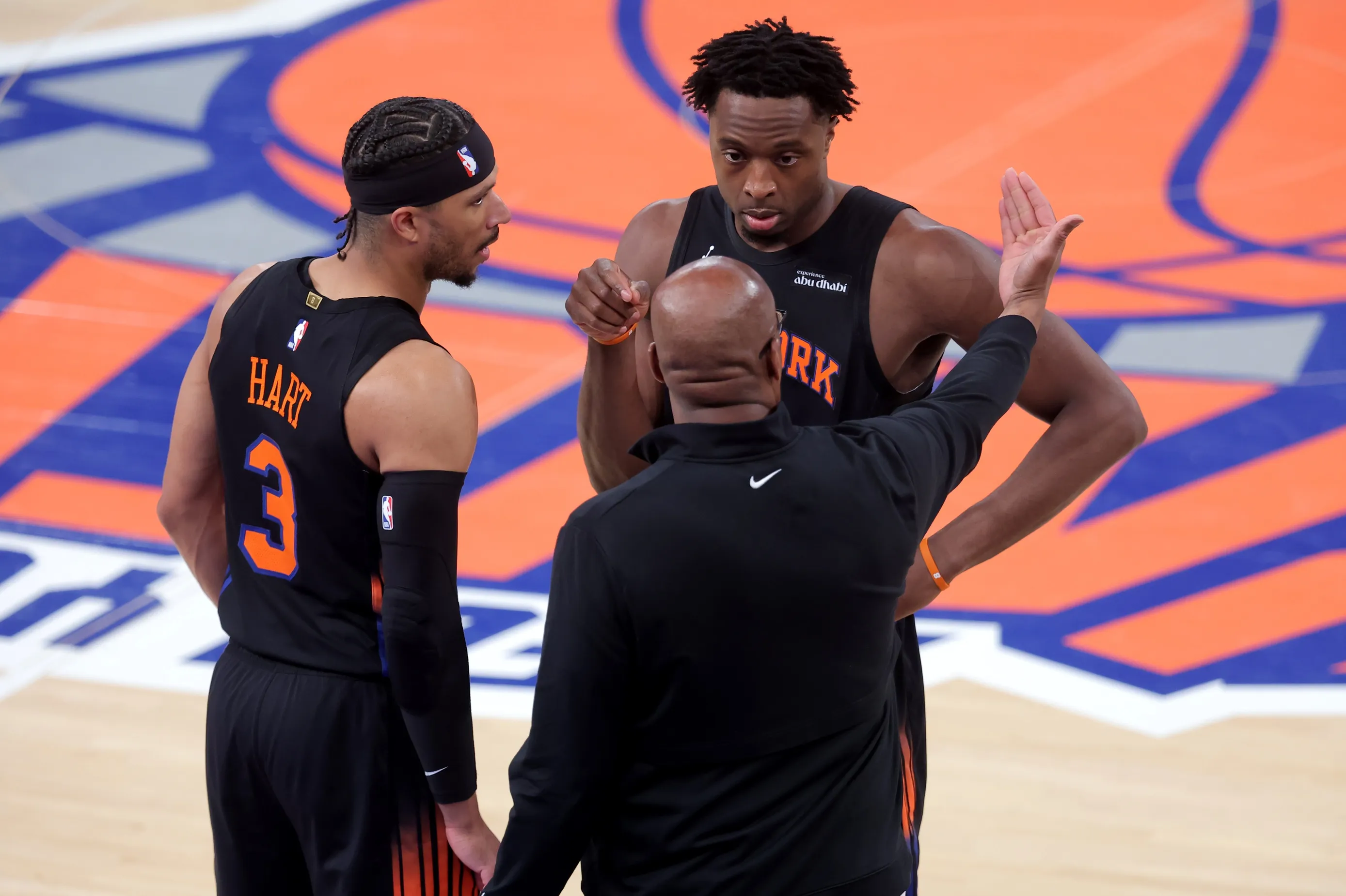 Knicks’ Historic Rout Showcases Elite Chemistry In Playoff Breakthrough