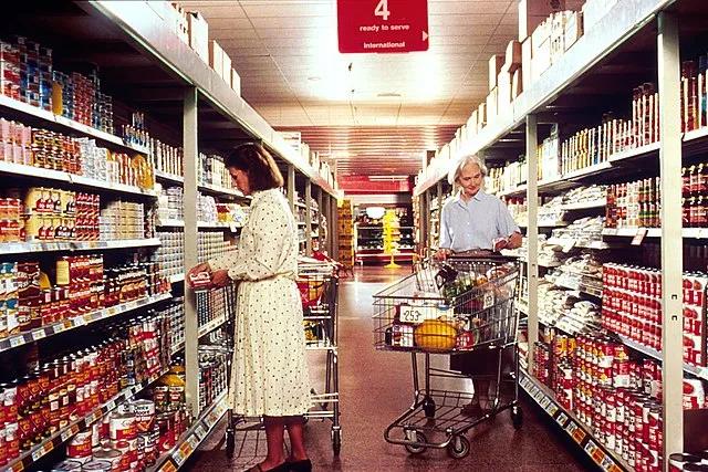 15 Things Every Grocery Aisle Had in the 1970s That Vanished
