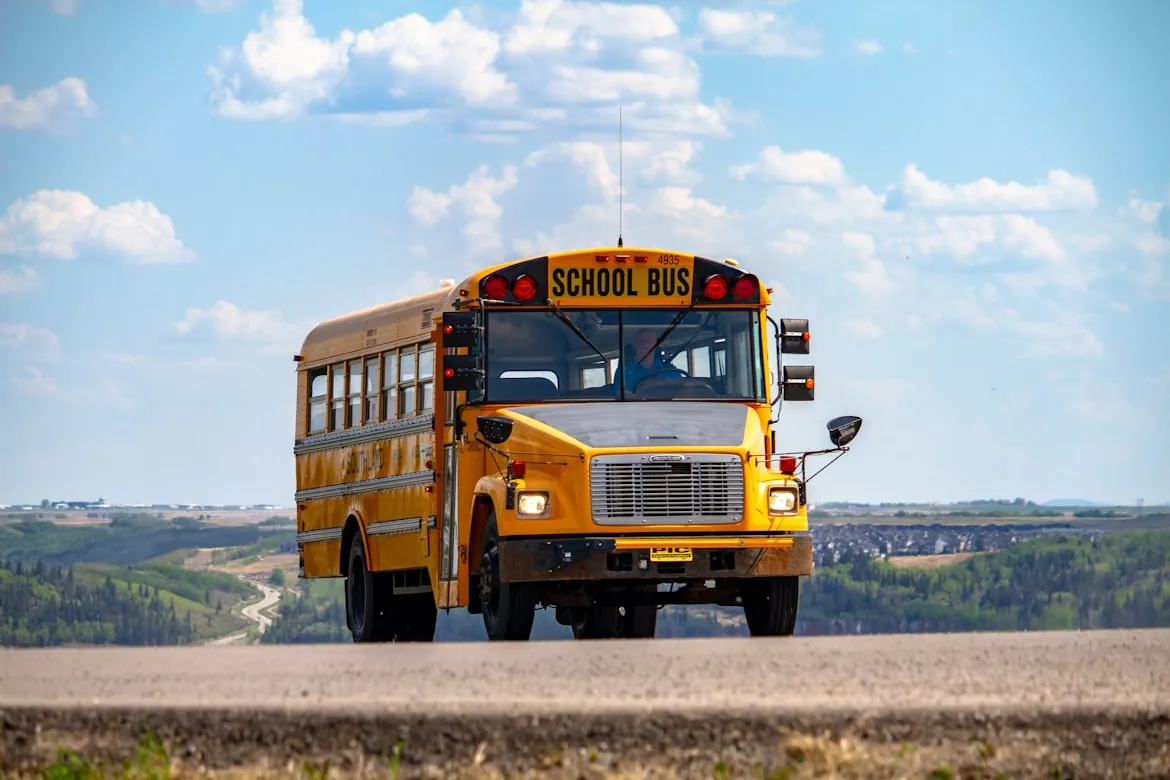 14 Things Every School Bus Ride Included in the 1970s