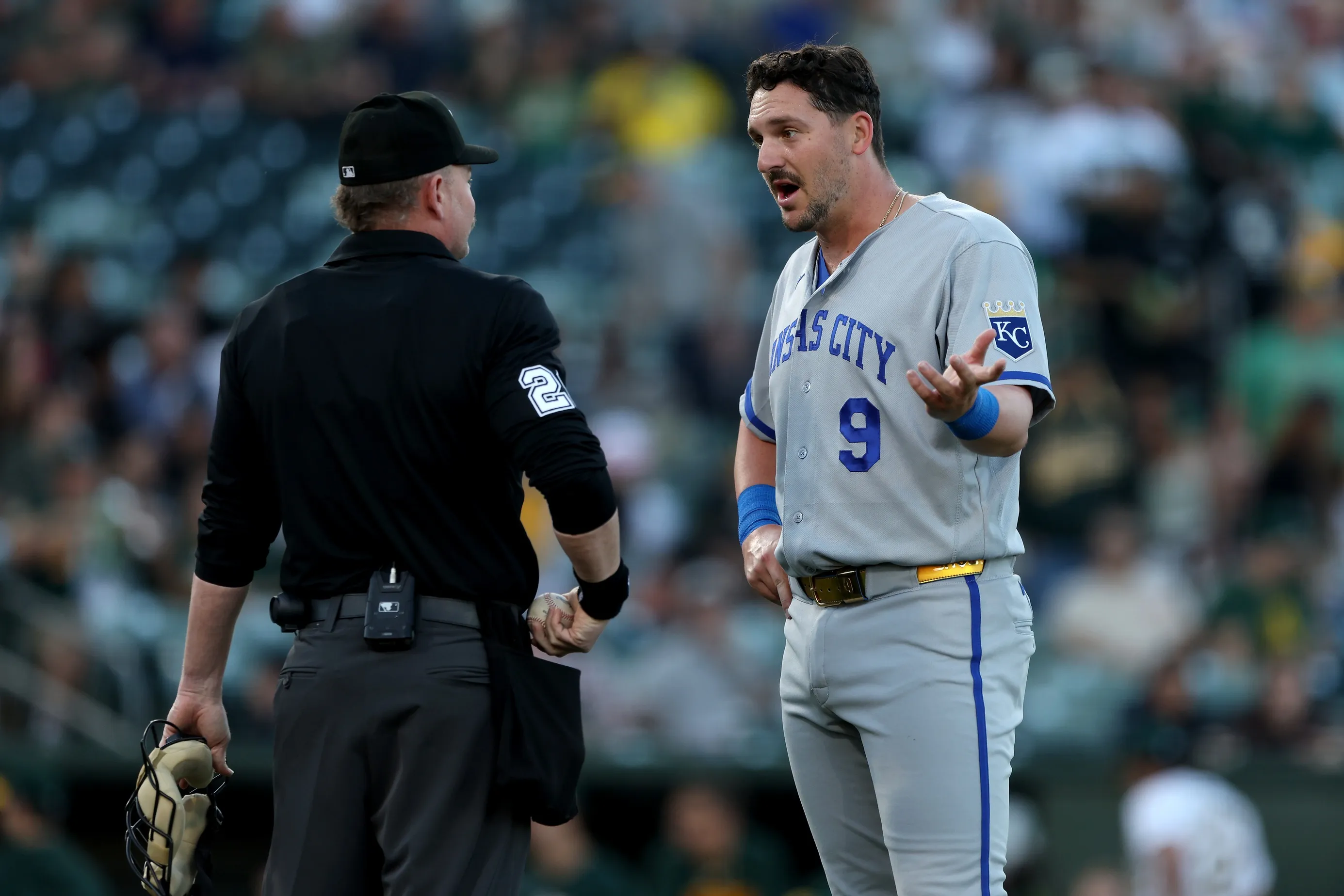 Pasquantino’s Back Injury Adds to Struggles as Royals Find Momentum Without Him