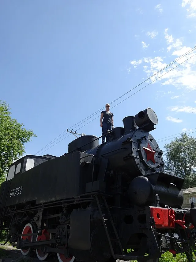Kinetic Choo Choo Train on Wikimedia Commons