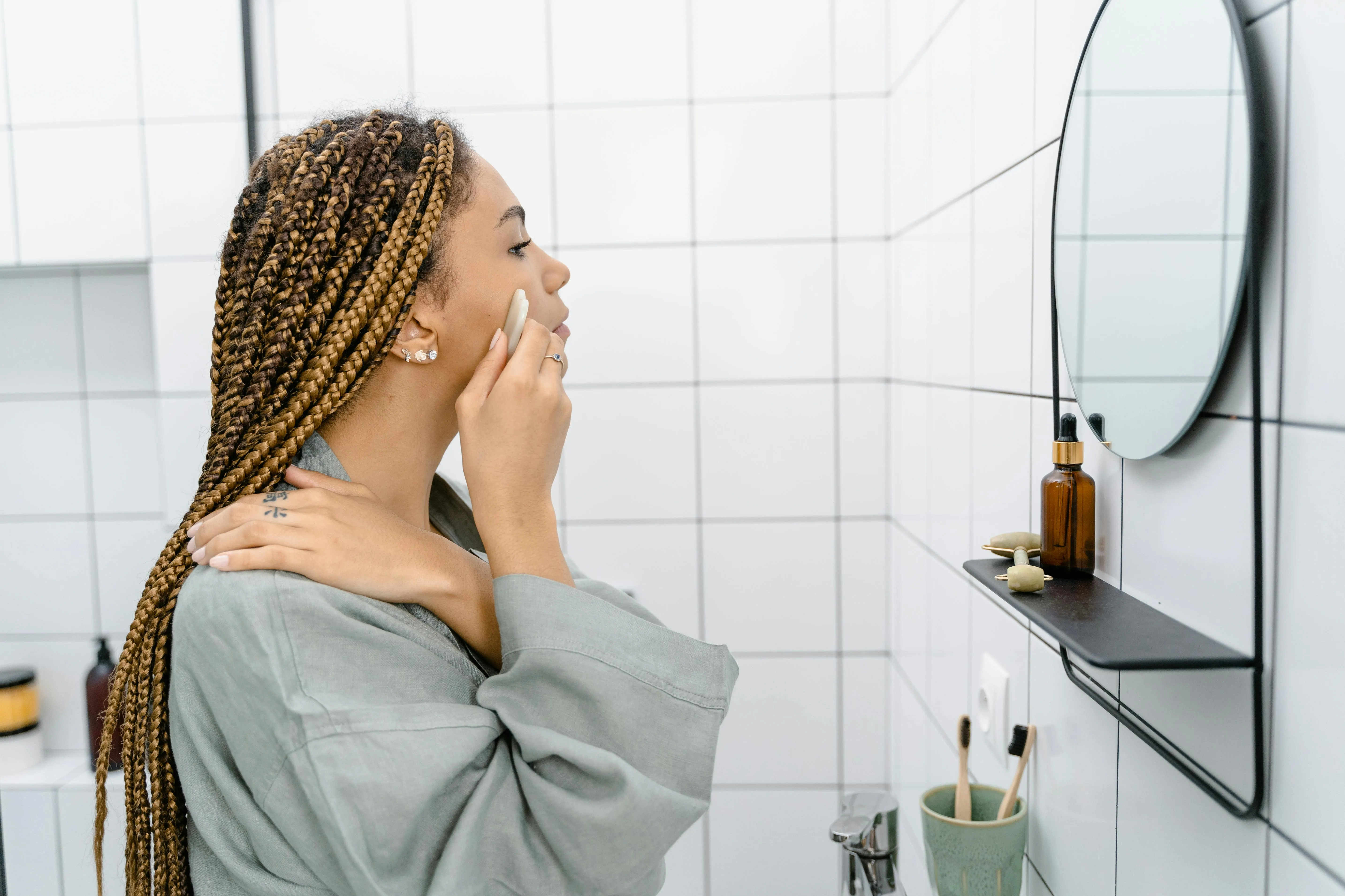 10 Outdated Bathroom Products You Might Still Be Using