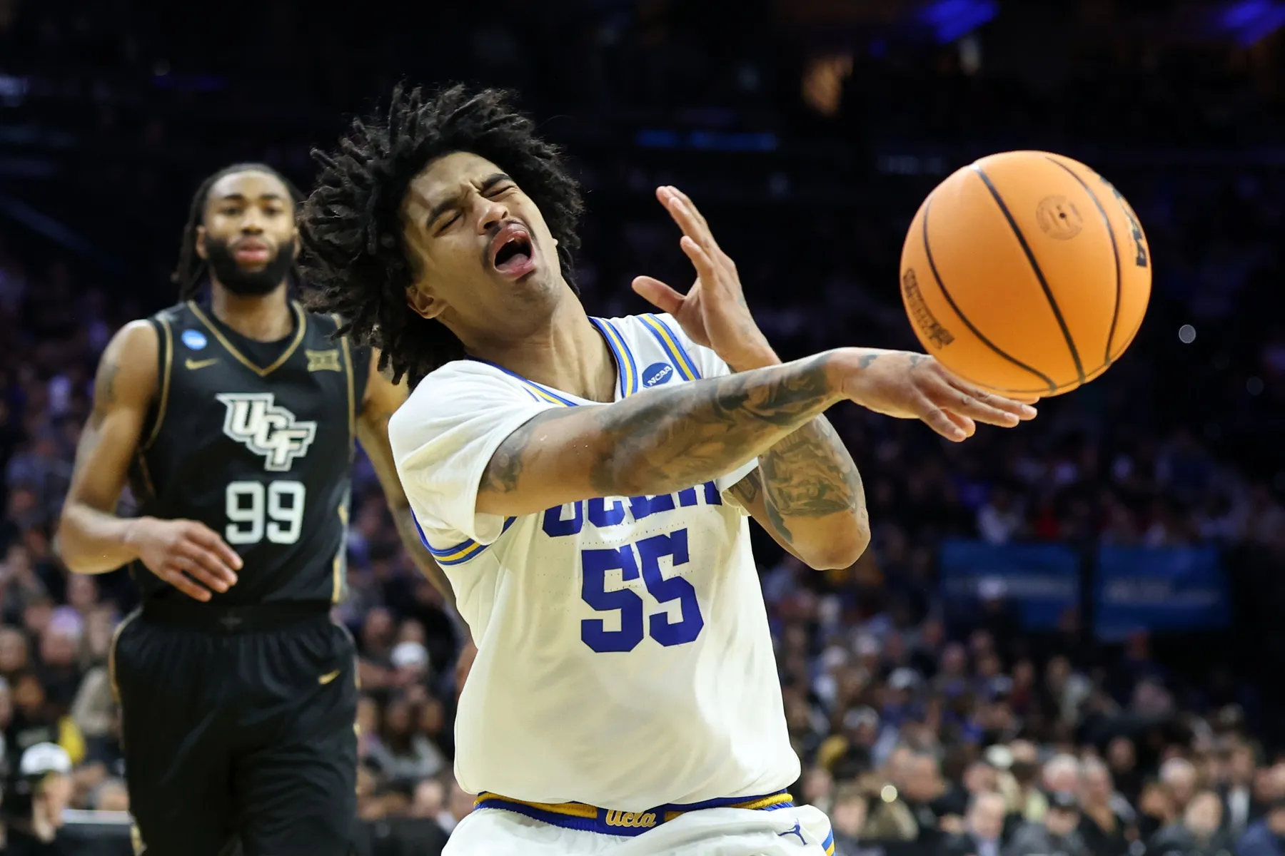 Skyy Clark Loses Tooth in Game but Plays Through as UCLA Advances in NCAA Tournament