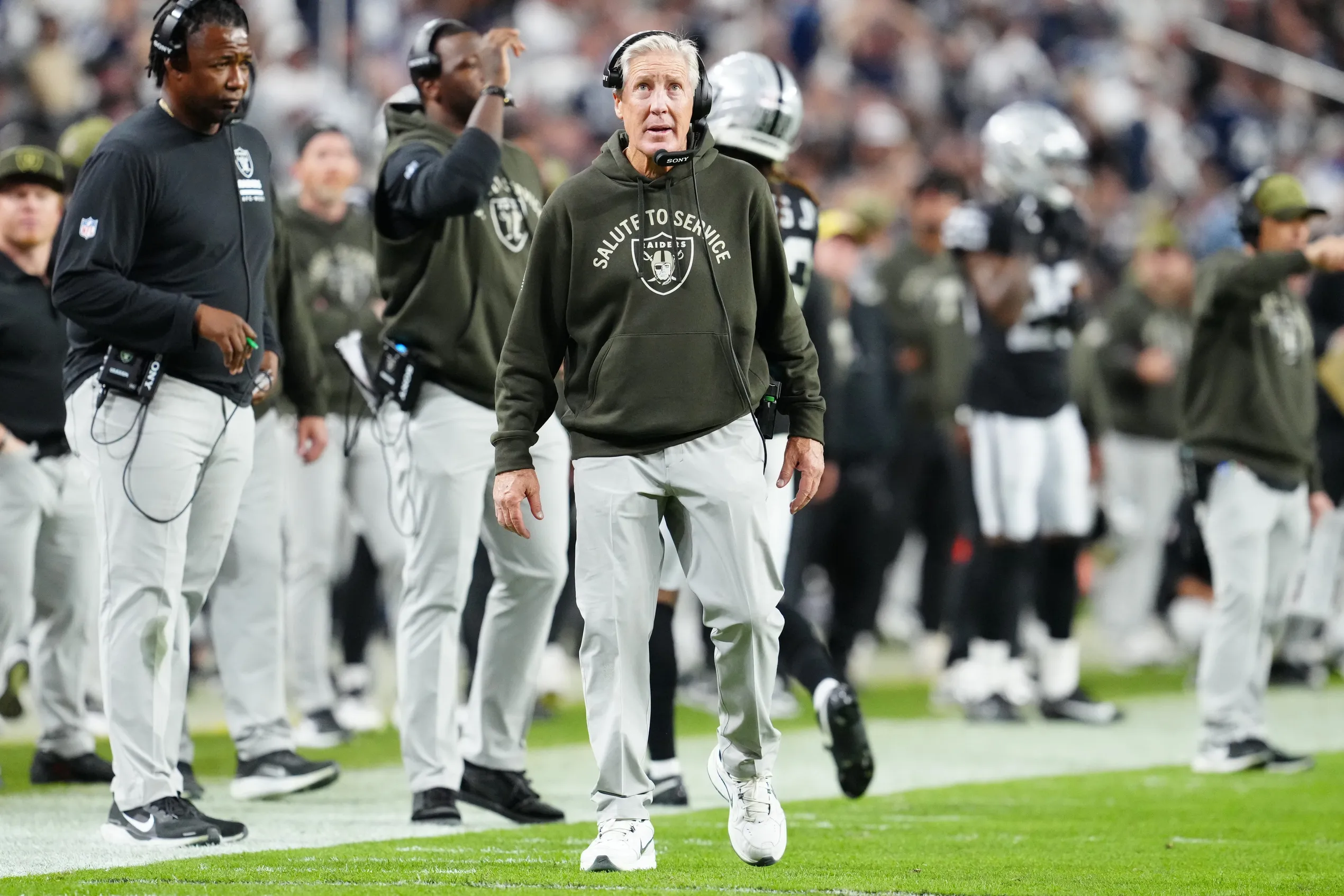 Carroll Defends Offensive Approach as Raiders’ Struggles Continue in Loss to Cowboys