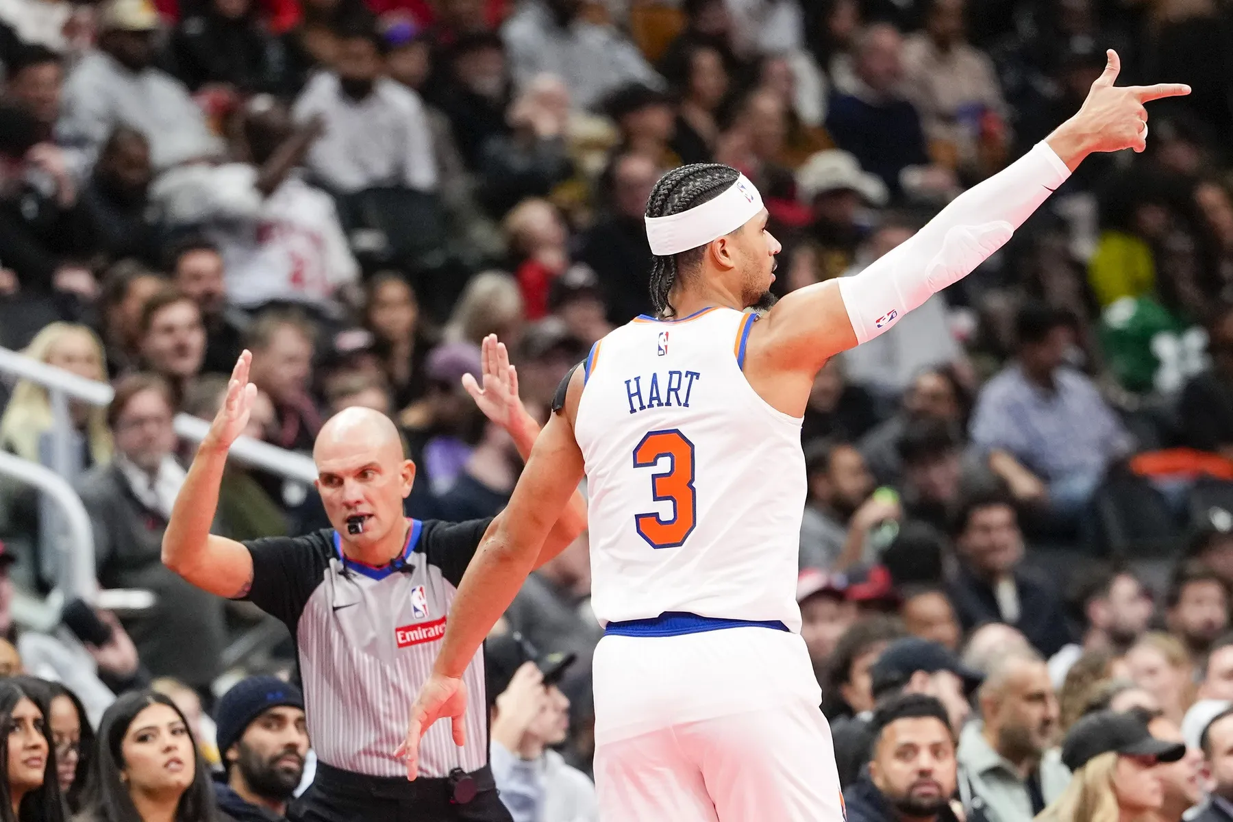 Josh Hart’s Playful Postgame Moment Adds Levity as Knicks Extend Winning Streak
