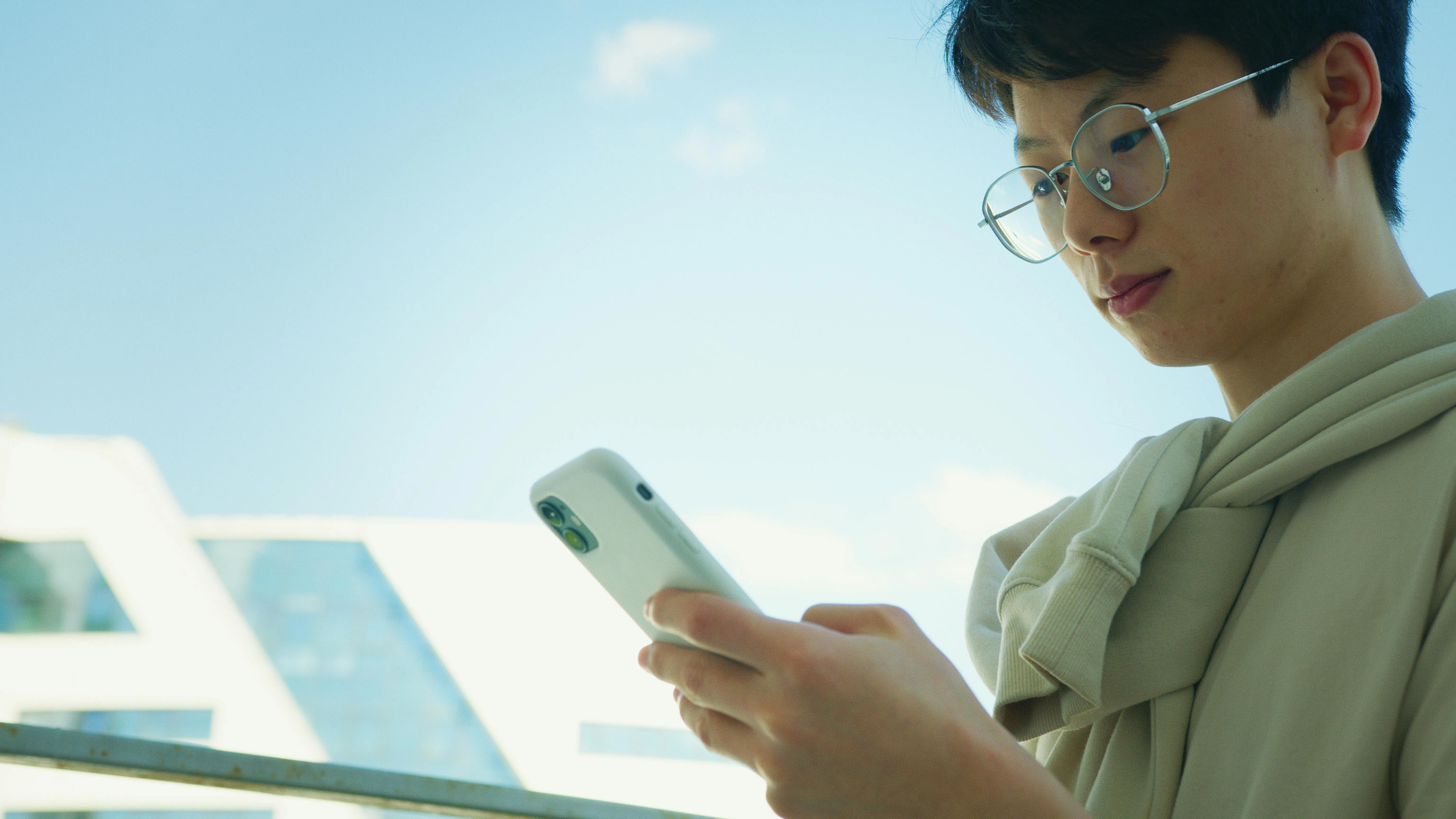 Artem Podrez on Pexels 