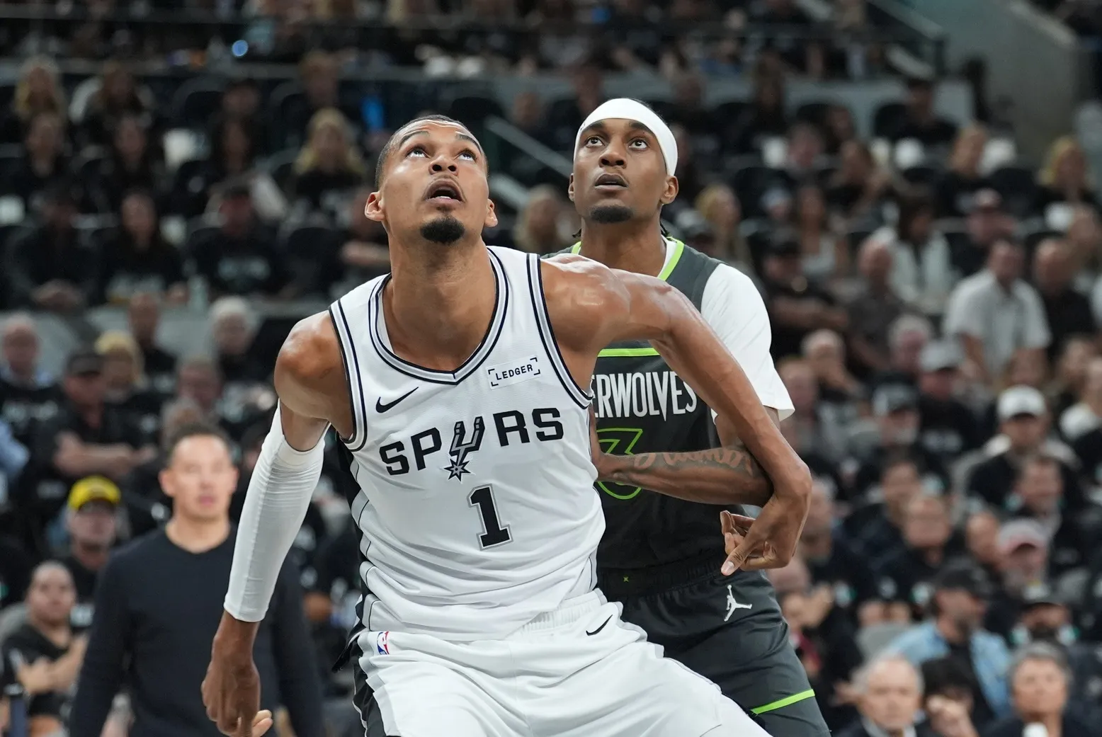 Spurs Crush Timberwolves to Even Series Behind Dominant Defensive Display
