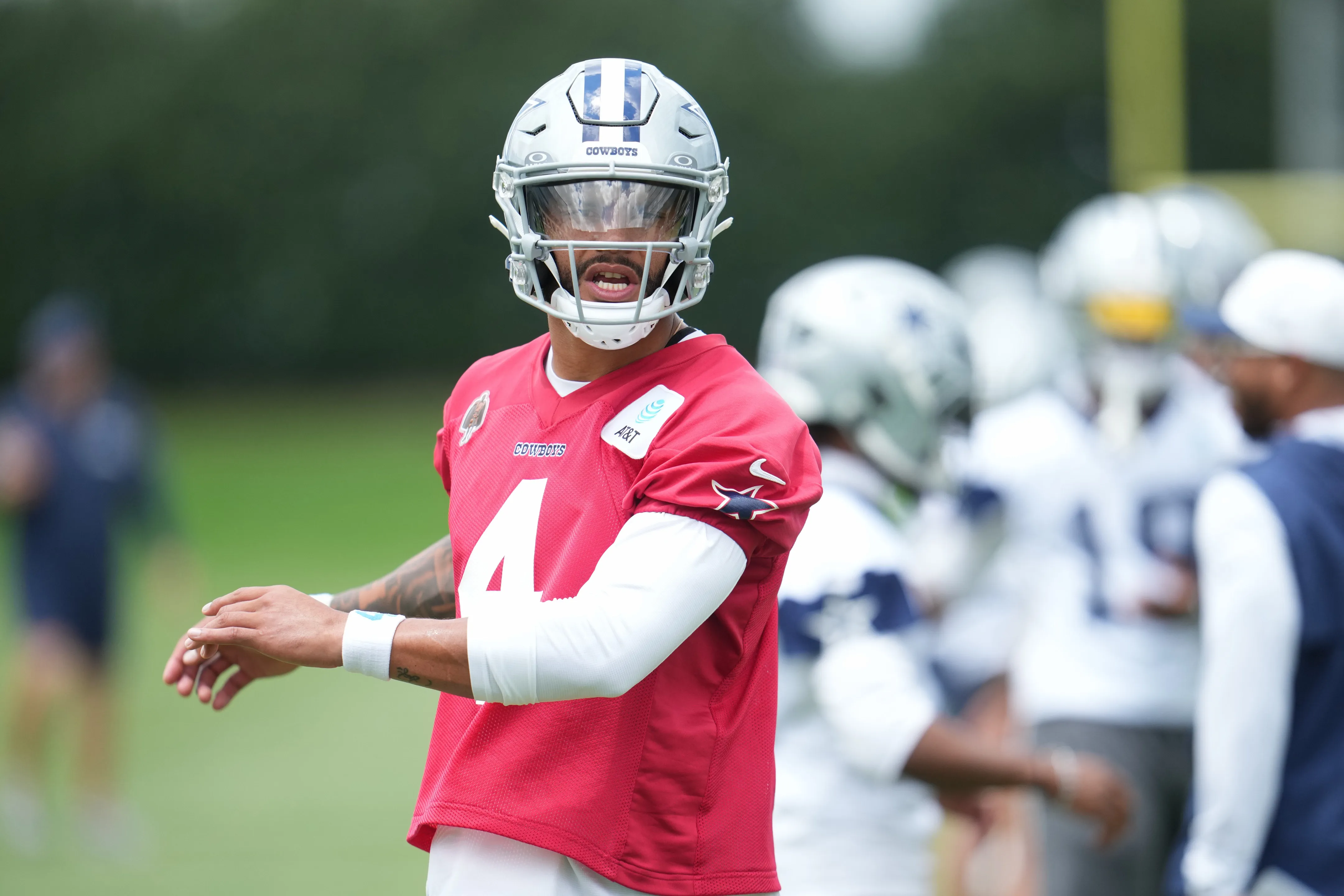 Dak Prescott Receives Training Camp Warning as Cowboys Defense Raises Intensity