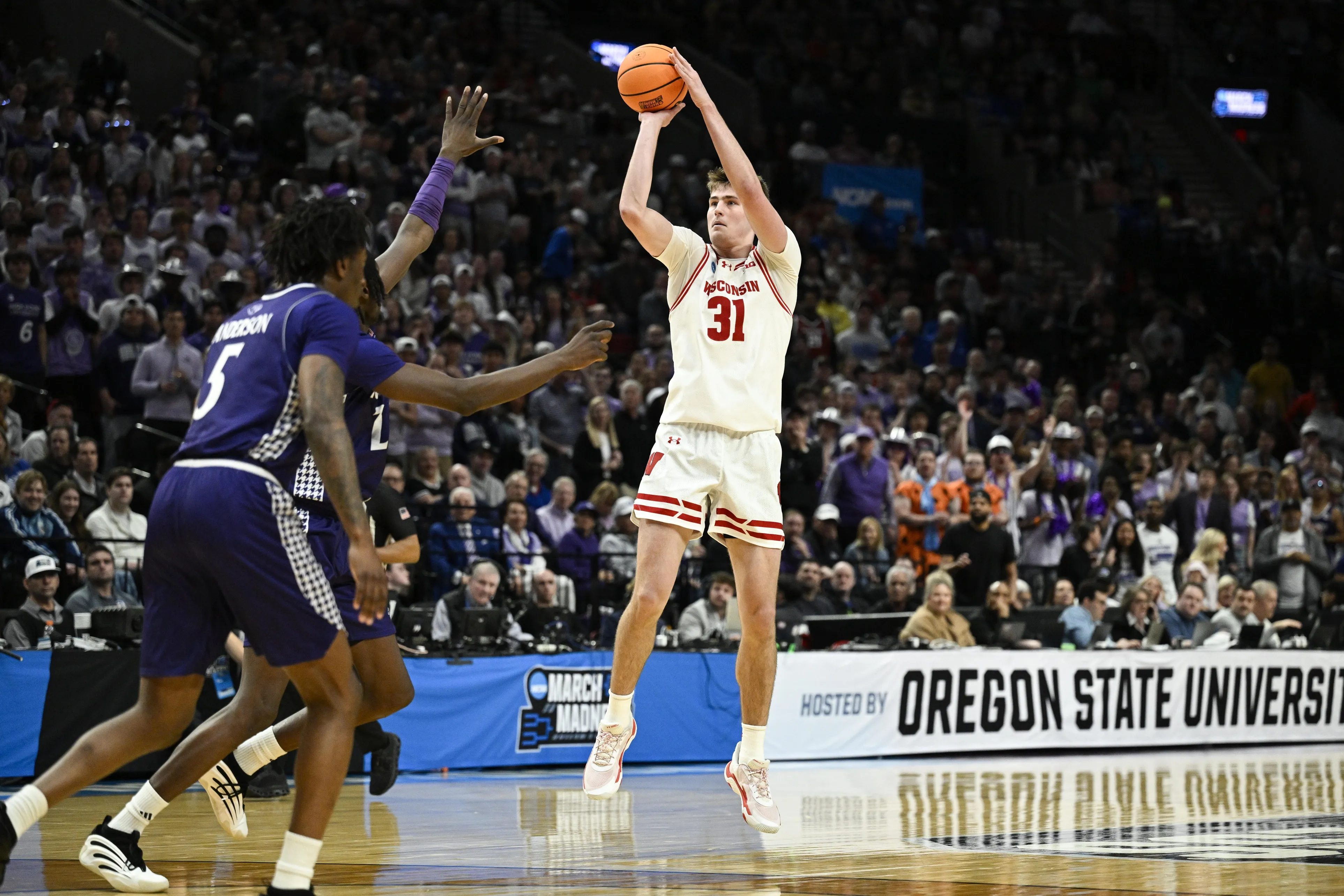 Nolan Winter’s Return Bolsters Wisconsin Ahead of March Madness Matchup with High Point