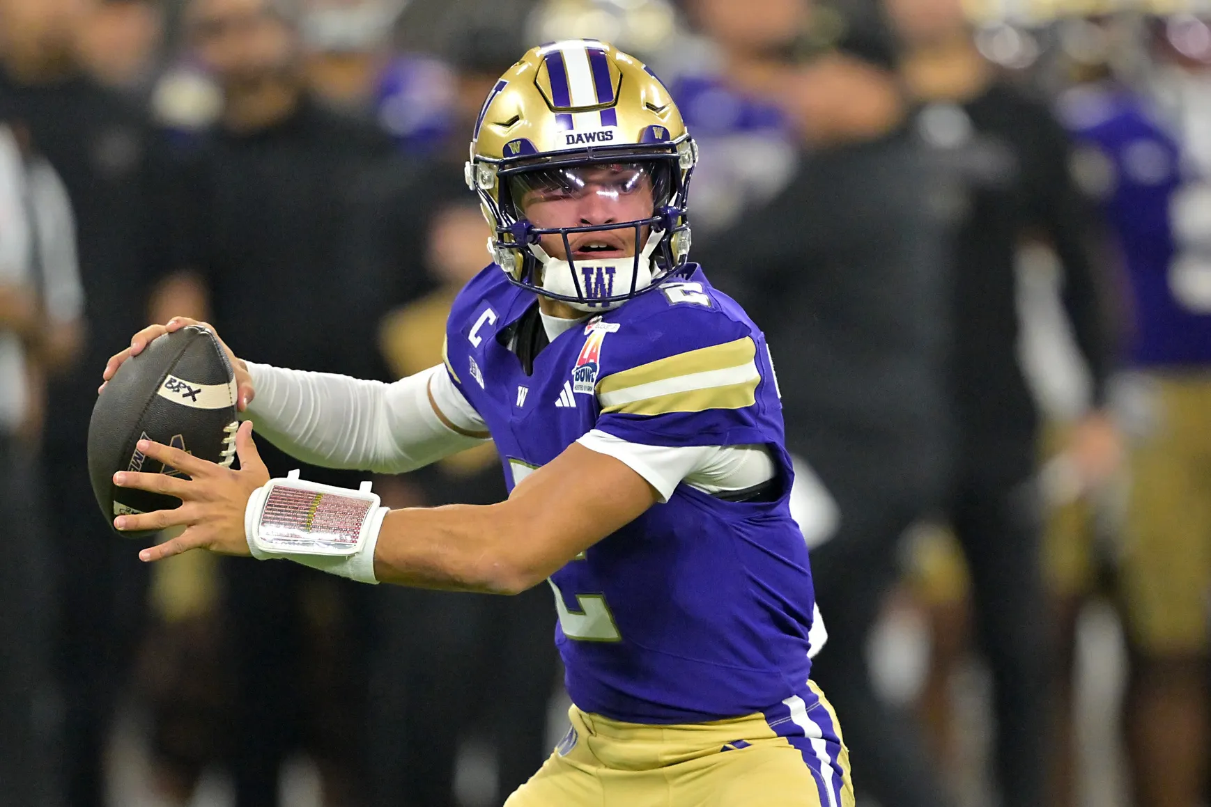 Washington Sets LA Bowl Scoring Record Behind Demond Williams’ Stellar Performance