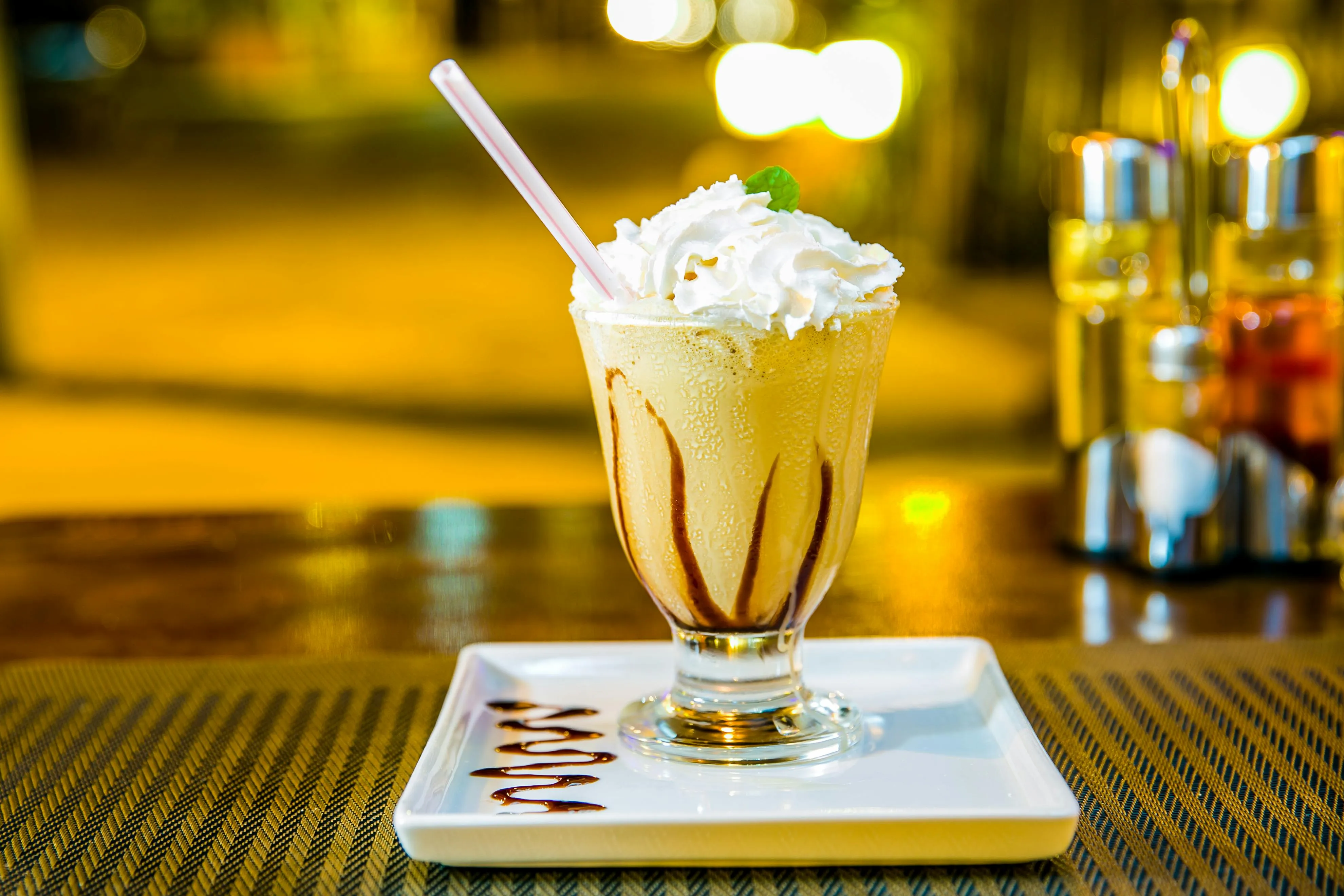 17 Iconic Diner Desserts You Can’t Order Today
