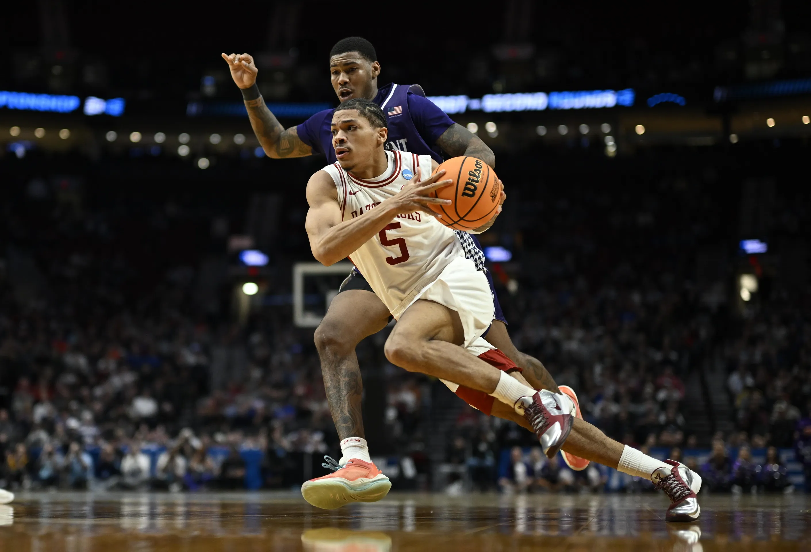 Darius Acuff Jr. Continues March Surge as Arkansas Freshman Delivers Another Elite Tournament Performance