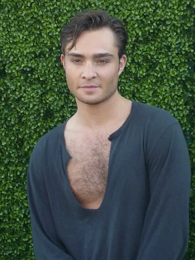 Greg Hernandez on Wikimedia Commons
