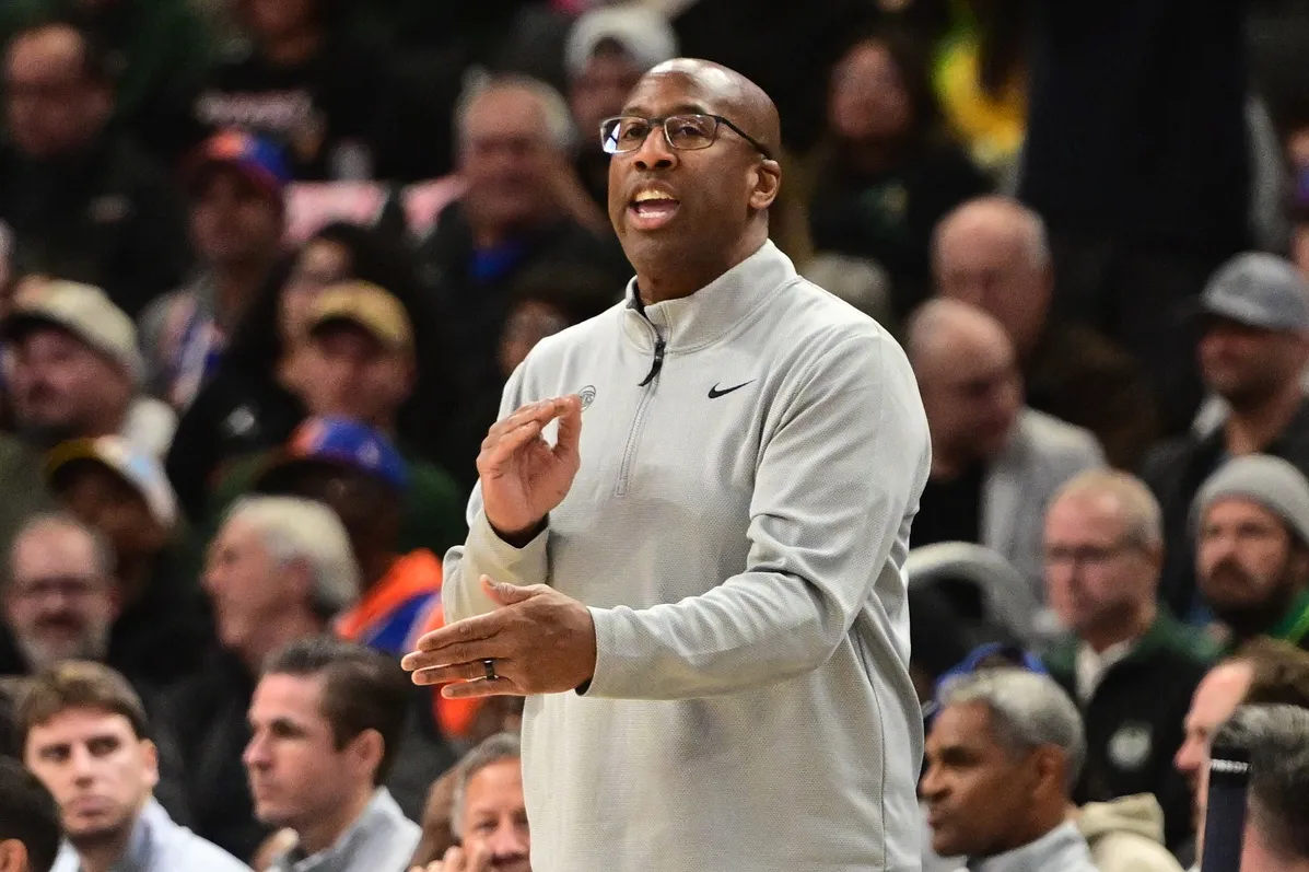 Knicks Search for Rhythm Under Mike Brown After Early-Season Setback to Bucks