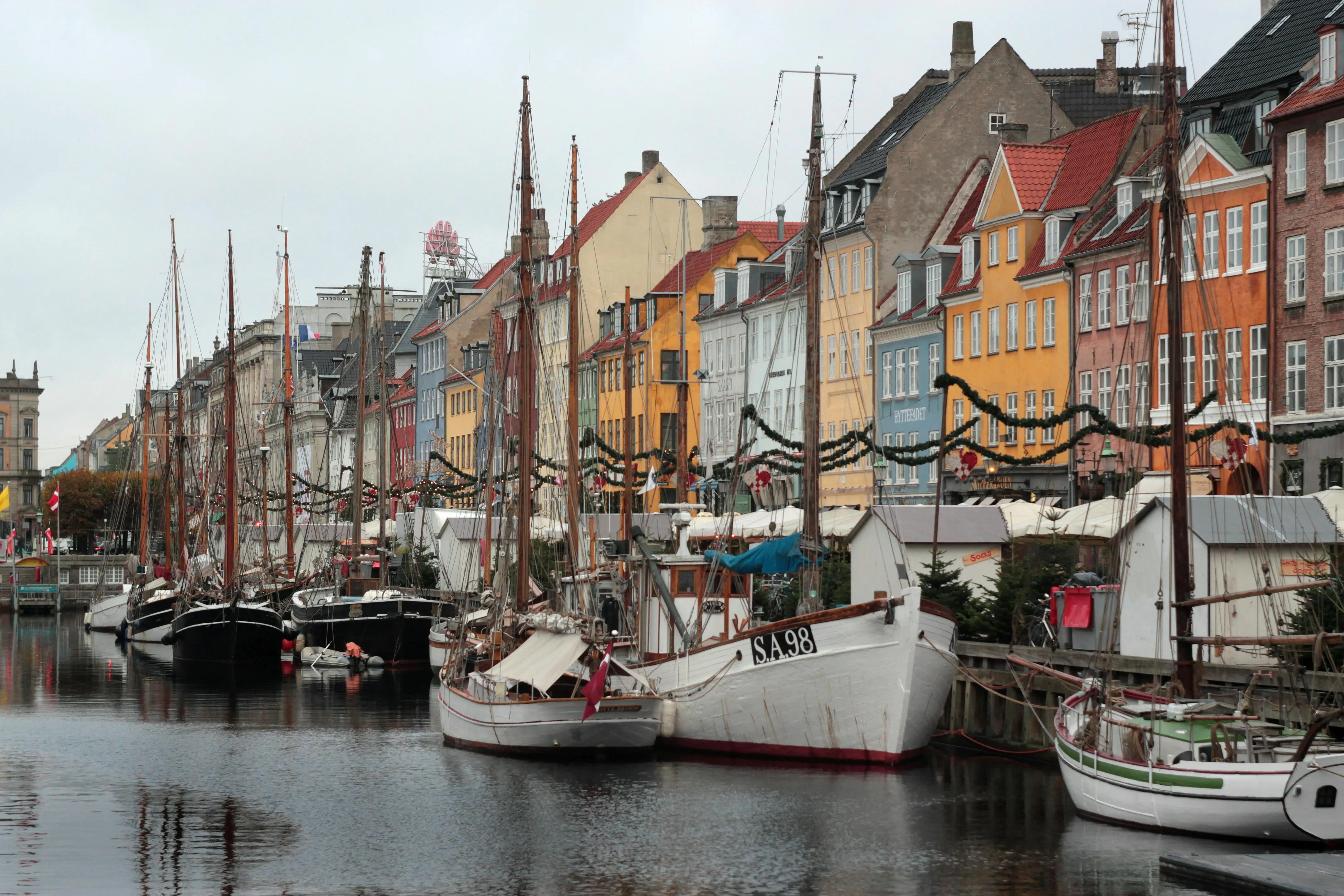 20 Islands With Strange Laws and Traditions