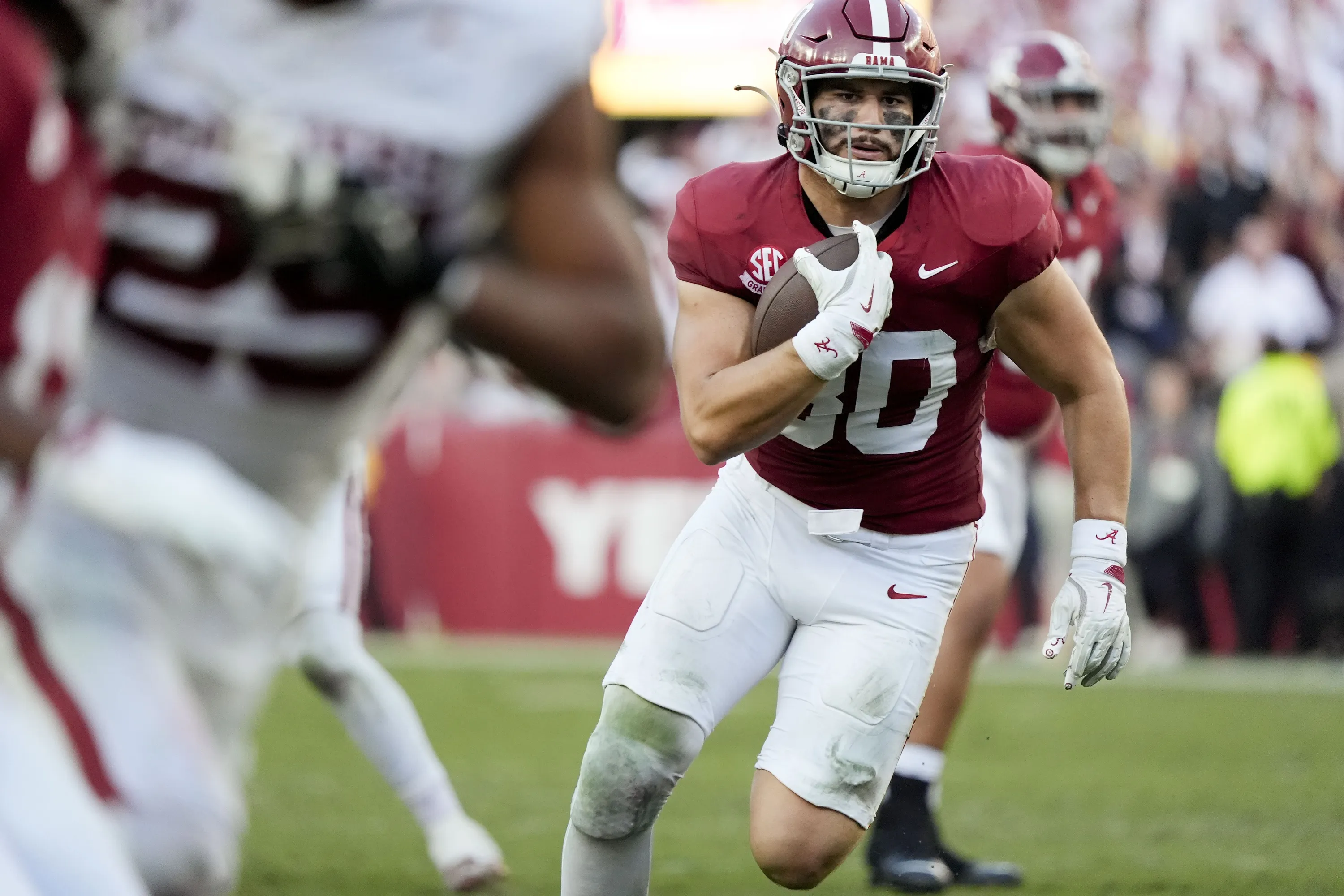 Alabama Navigates Injuries with Eyes on College Football Playoff