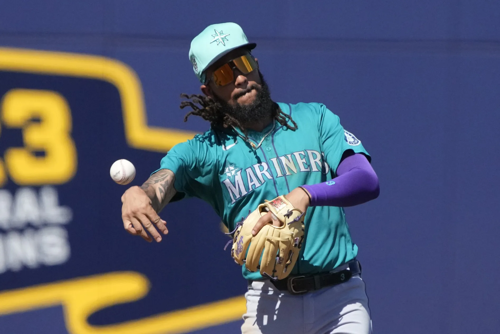 JP Crawford Returns to Mariners Lineup After Shoulder Injury Layoff