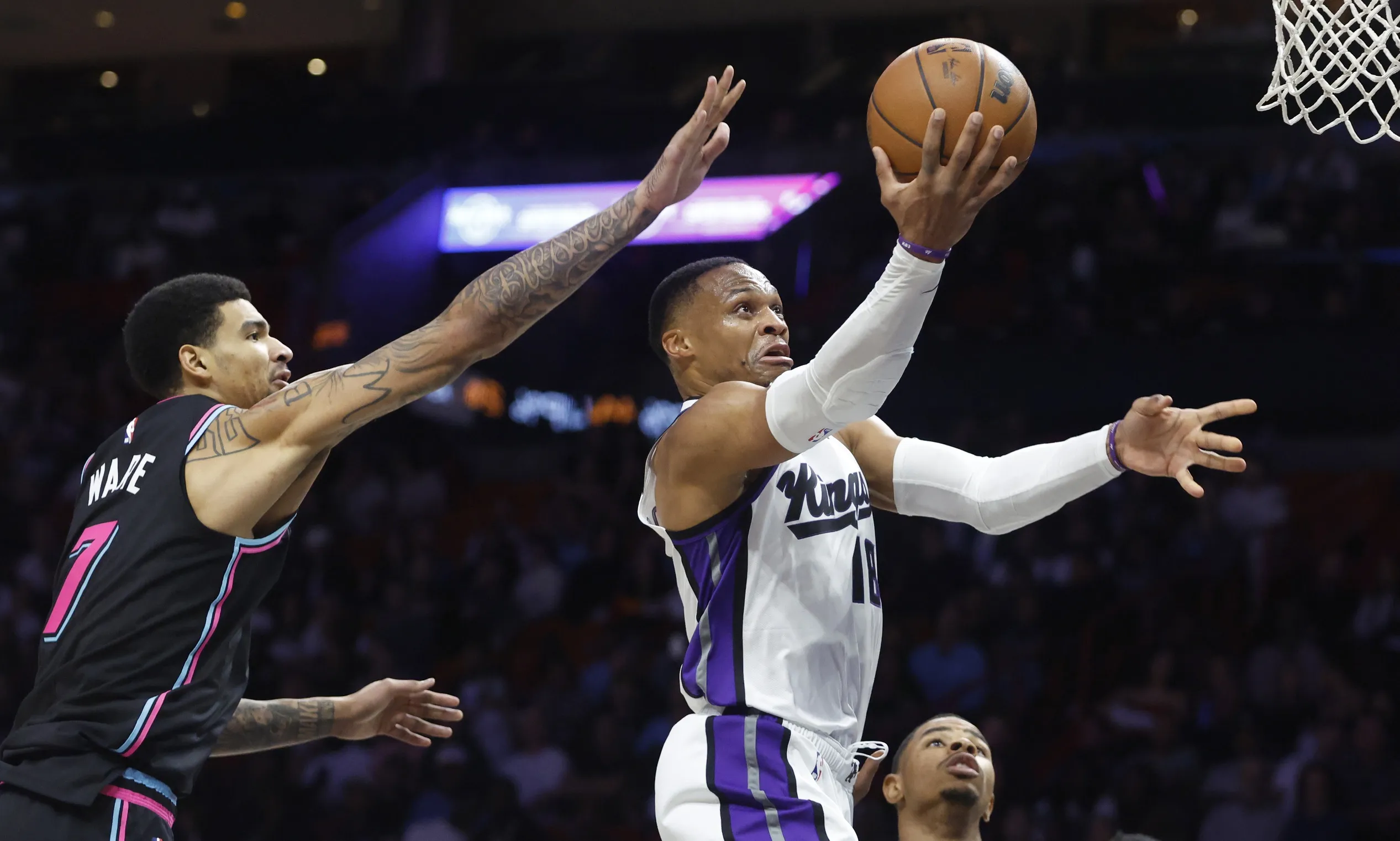 Westbrook Confronts Heckler as Struggling Kings Search for Answers