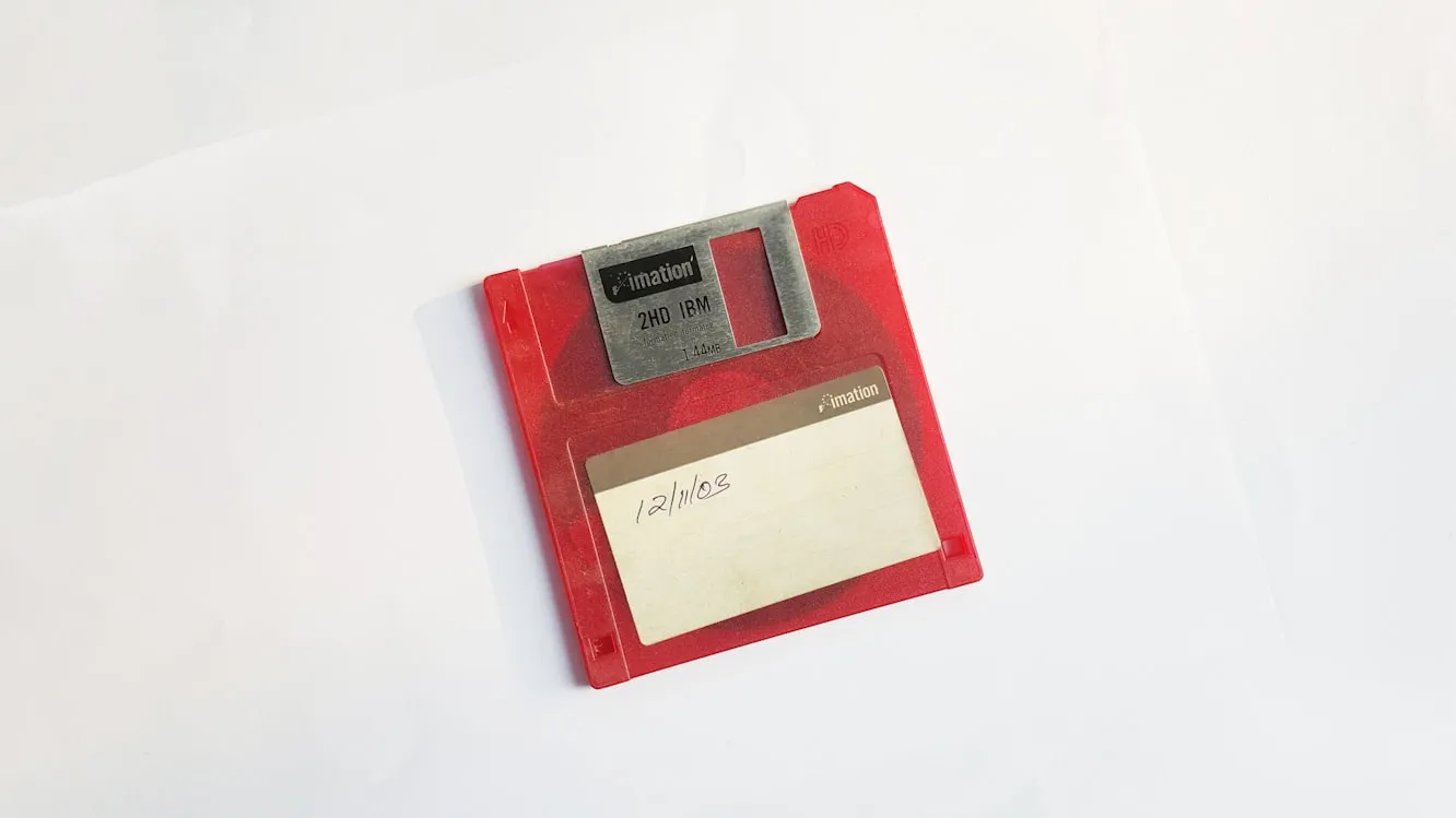 15 ’90s Tech Trends That Didn’t Survive