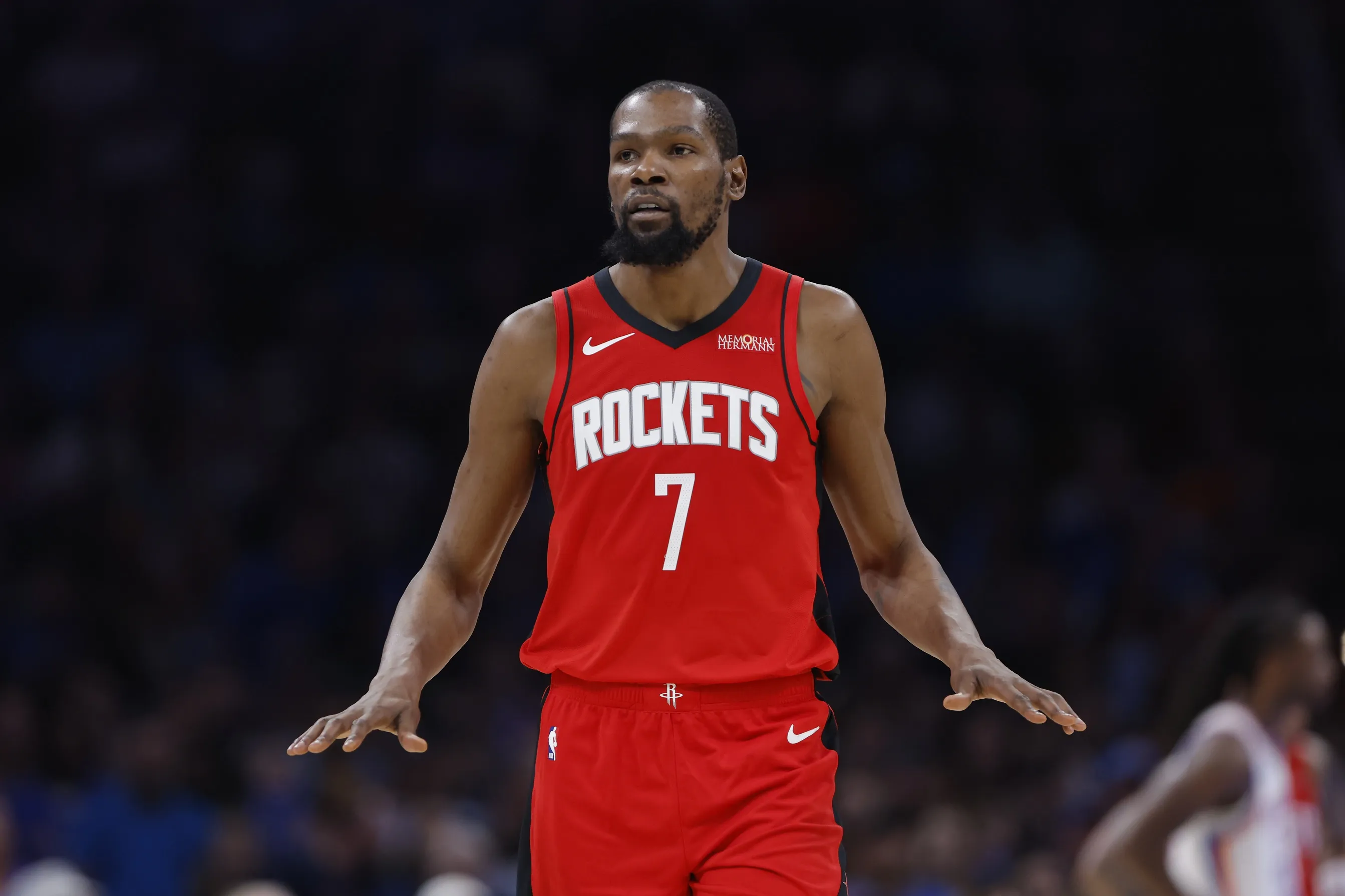 Durant’s Leadership Style Under Scrutiny as Rockets Search for Direction