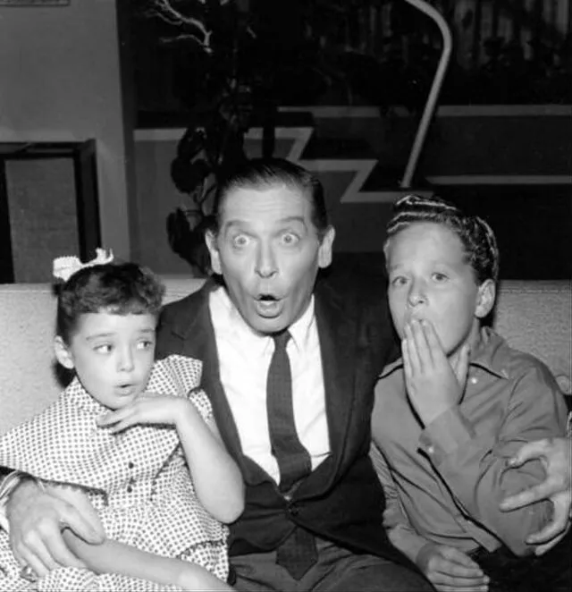 CBS Television on Wikicommons