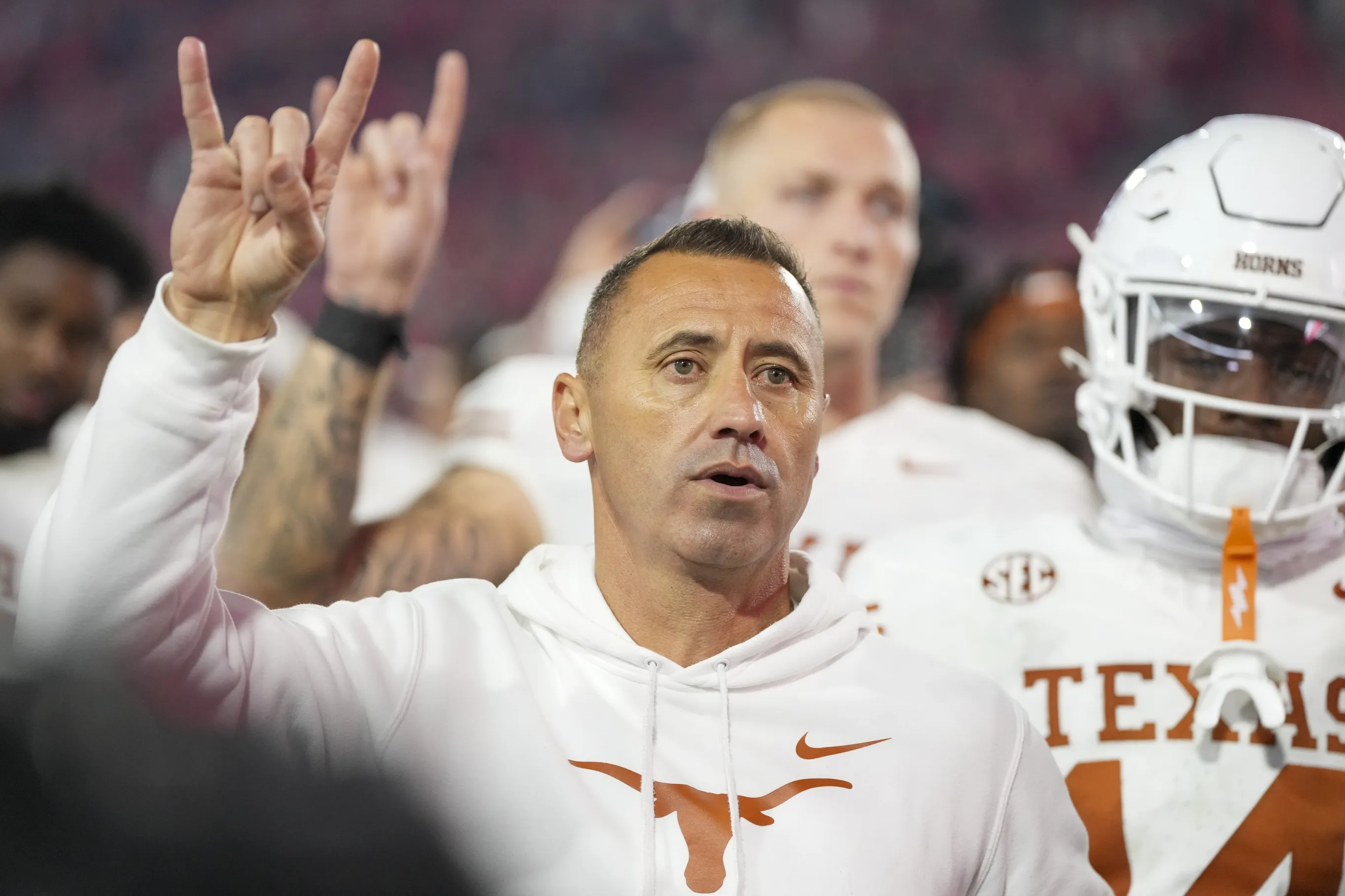Texas Lands Four-Star EDGE JaBarrius Garror as Recruiting Momentum Continues