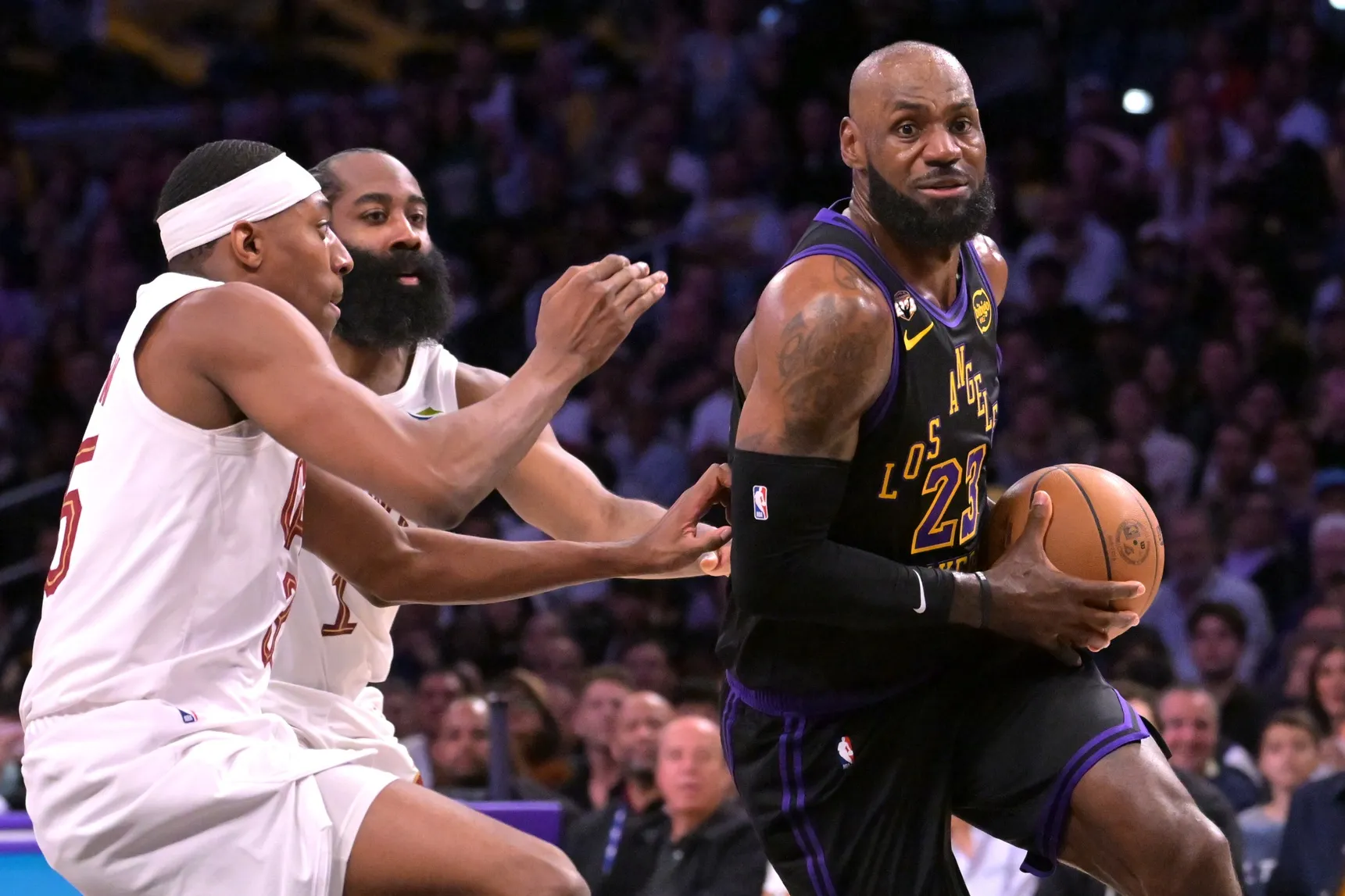LeBron James Speculation Grows After Cavaliers’ Playoff Exit and Sweep
