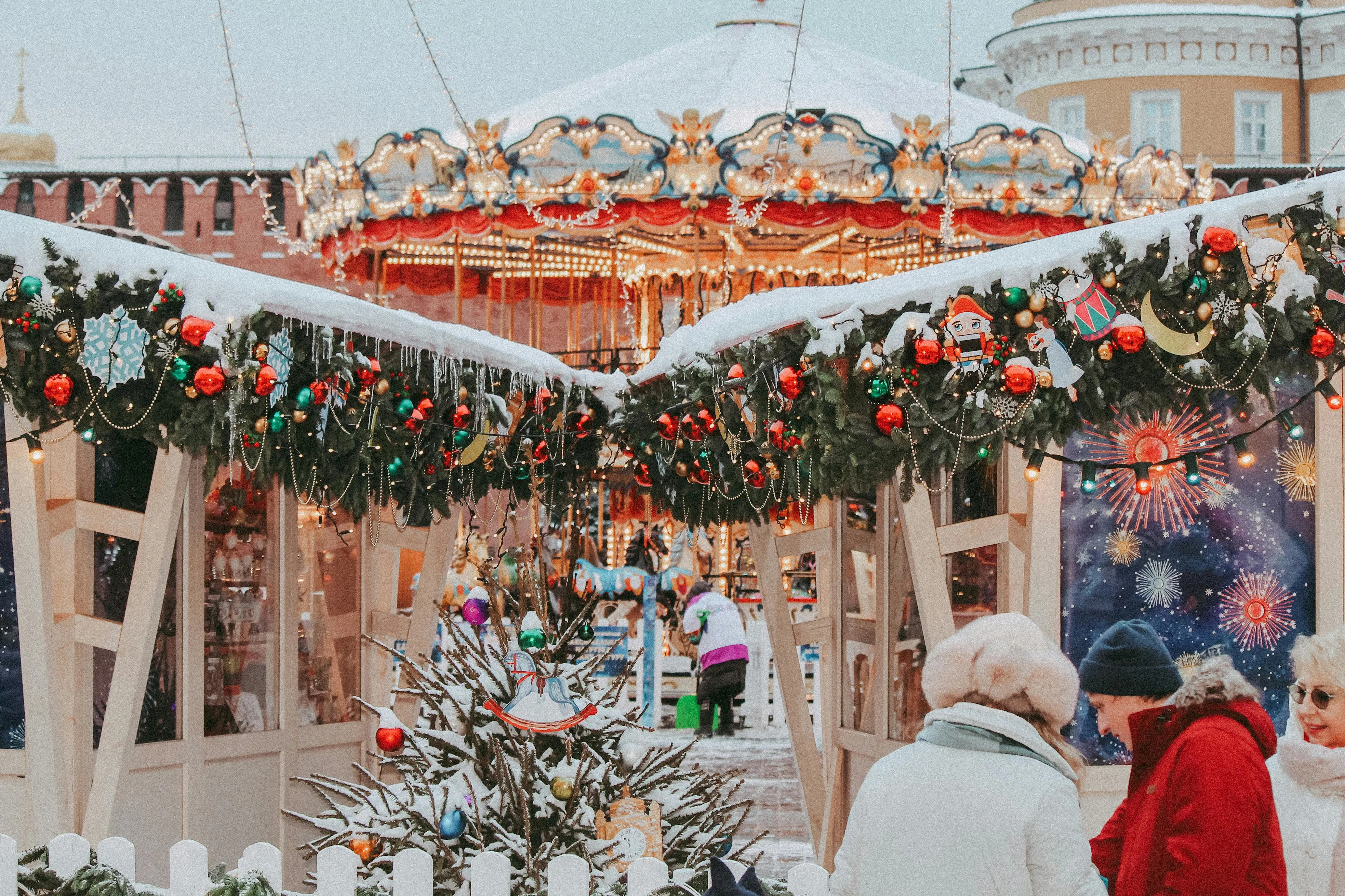 12 Winter Traditions That Have Slowly Disappeared