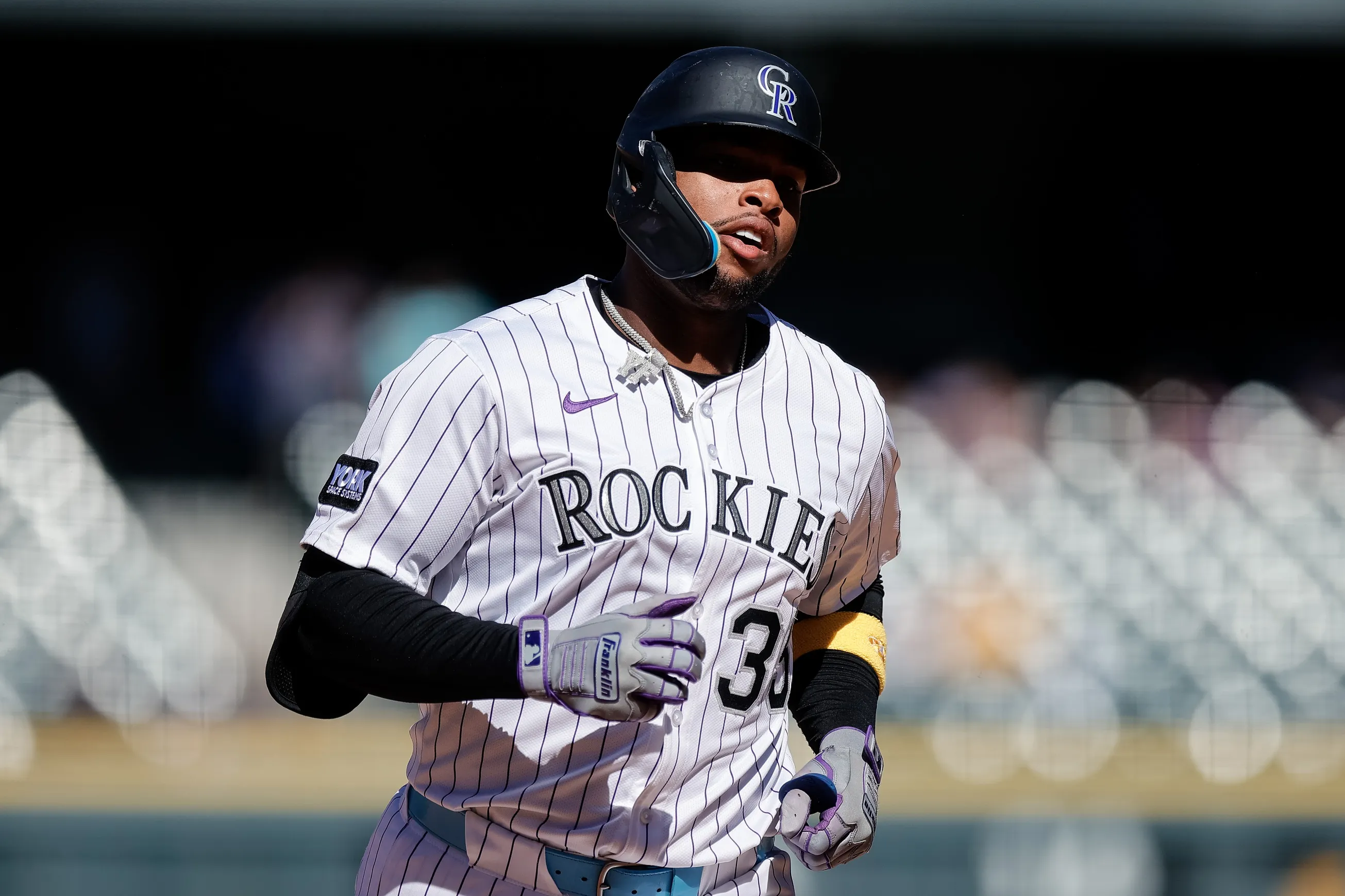 Yankees Add Outfielder Yanquiel Fernandez in Waiver Claim