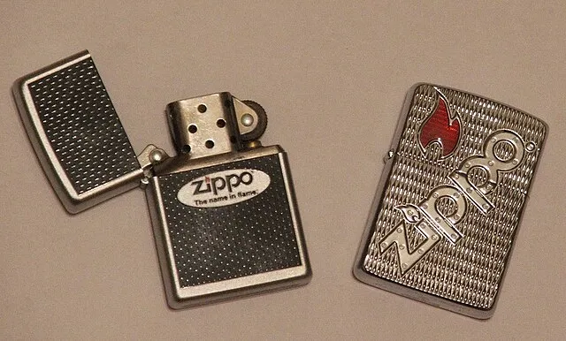 Zippo at Romanian Wikipedia on Wikimedia Commons