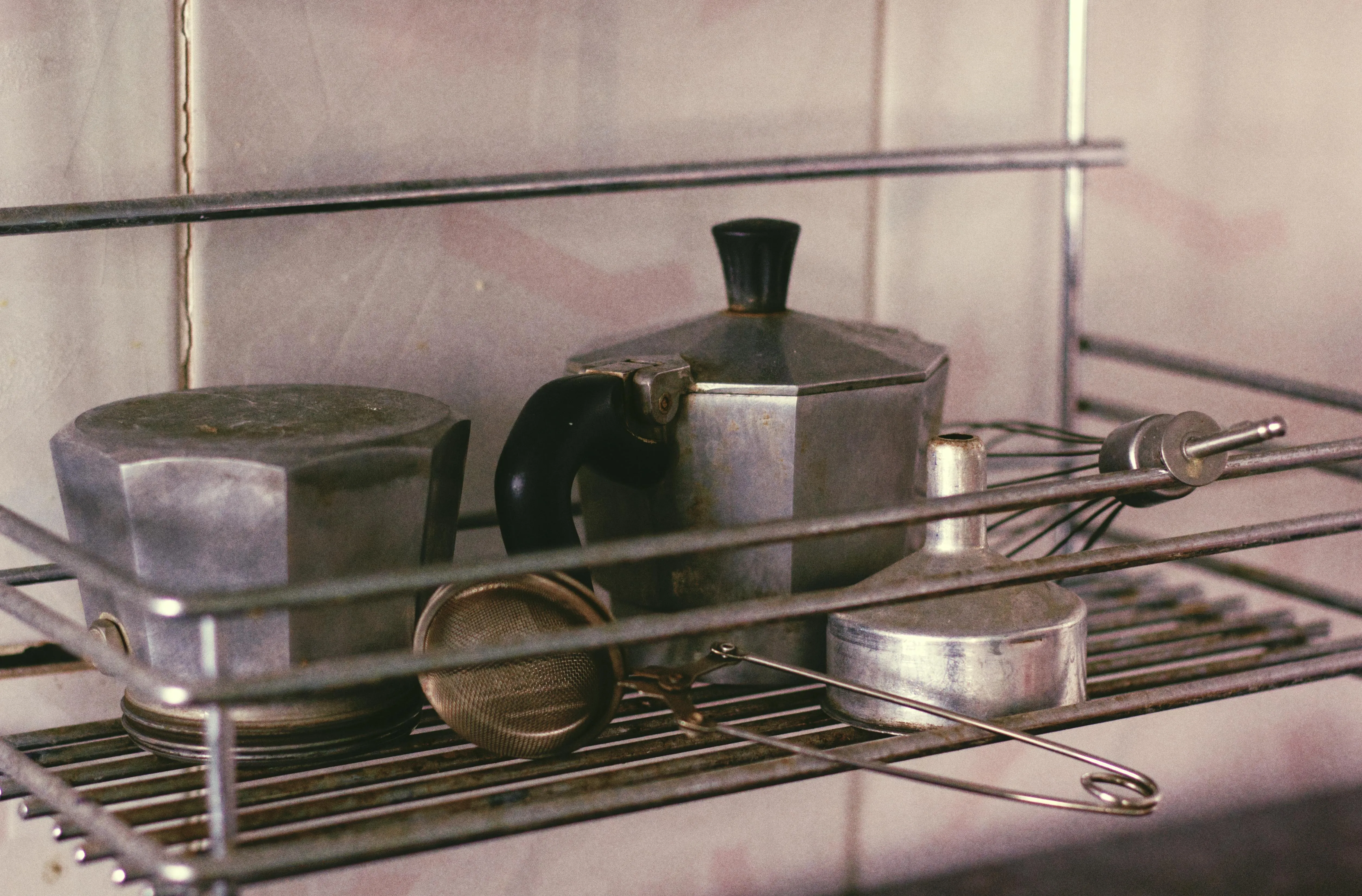 20 Kitchen Items Every Household Owned in the ’70s and ’80s