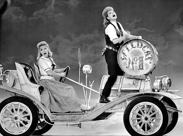 15 Popular Shows Families Watched Together in the 1950s